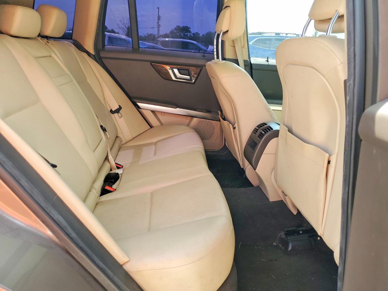 2014 Mercedes-benz Glk 350 Silver vin: WDCGG5HB2EG290621