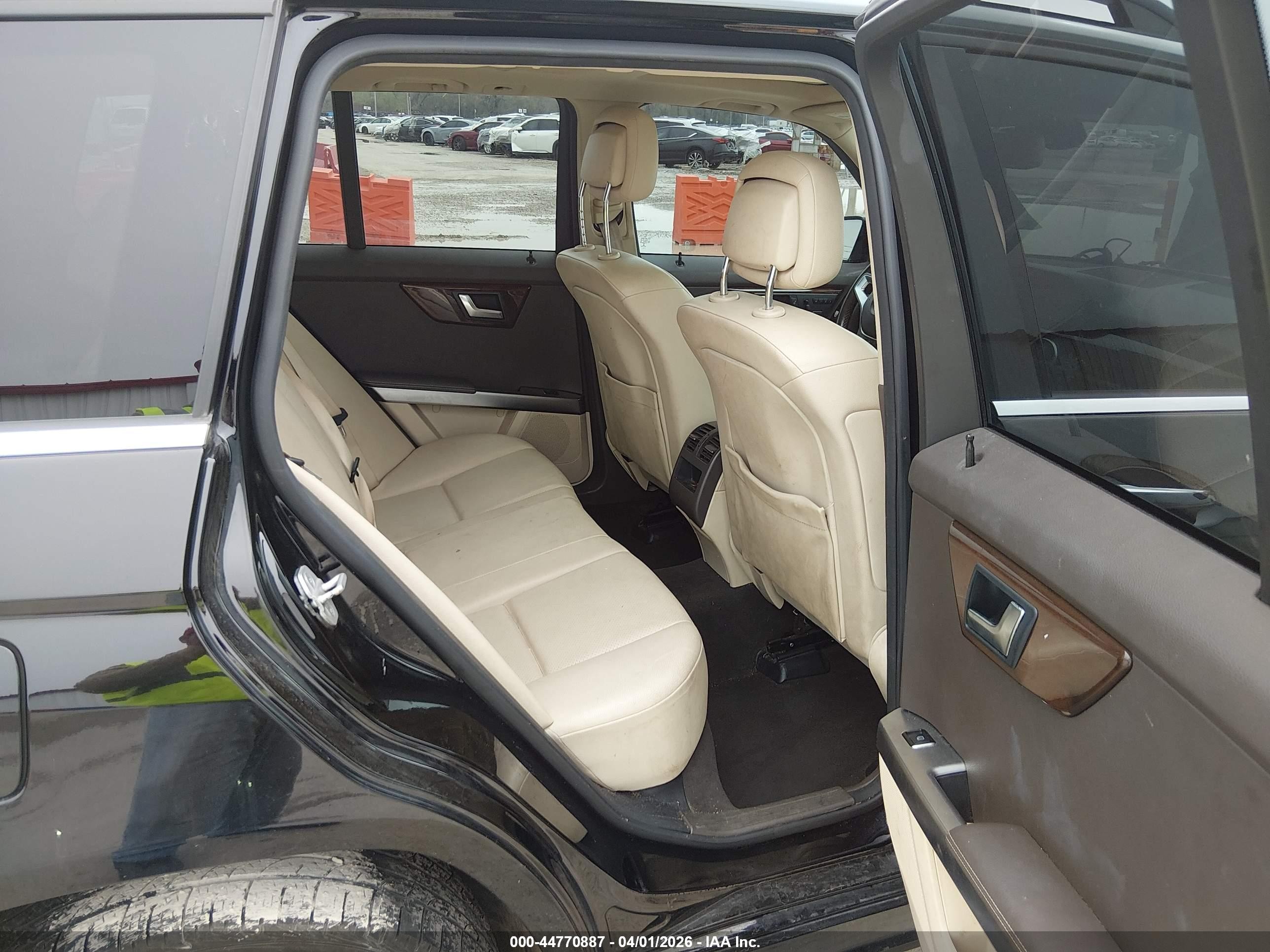 2015 Mercedes-benz Glk 350   Black vin: WDCGG5HB2FG355212