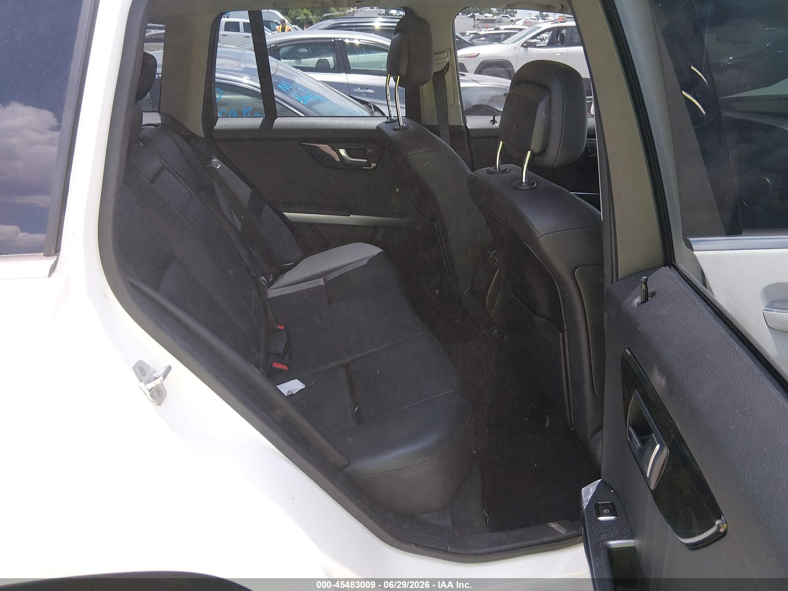 2015 Mercedes-benz Glk 350 Белый vin: WDCGG5HB2FG383057