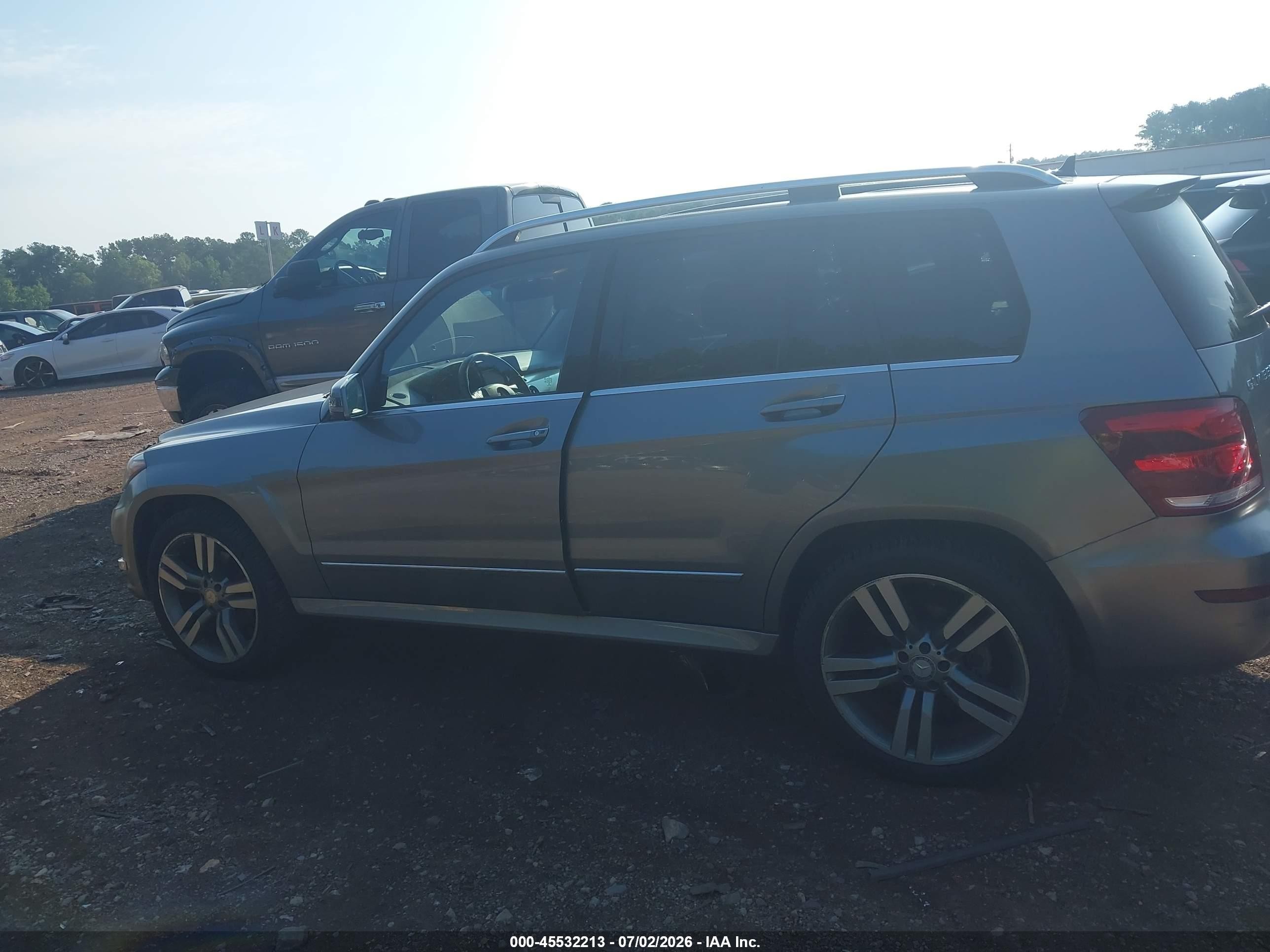 2014 Mercedes-benz Glk 350   Серый vin: WDCGG5HB3EG313338
