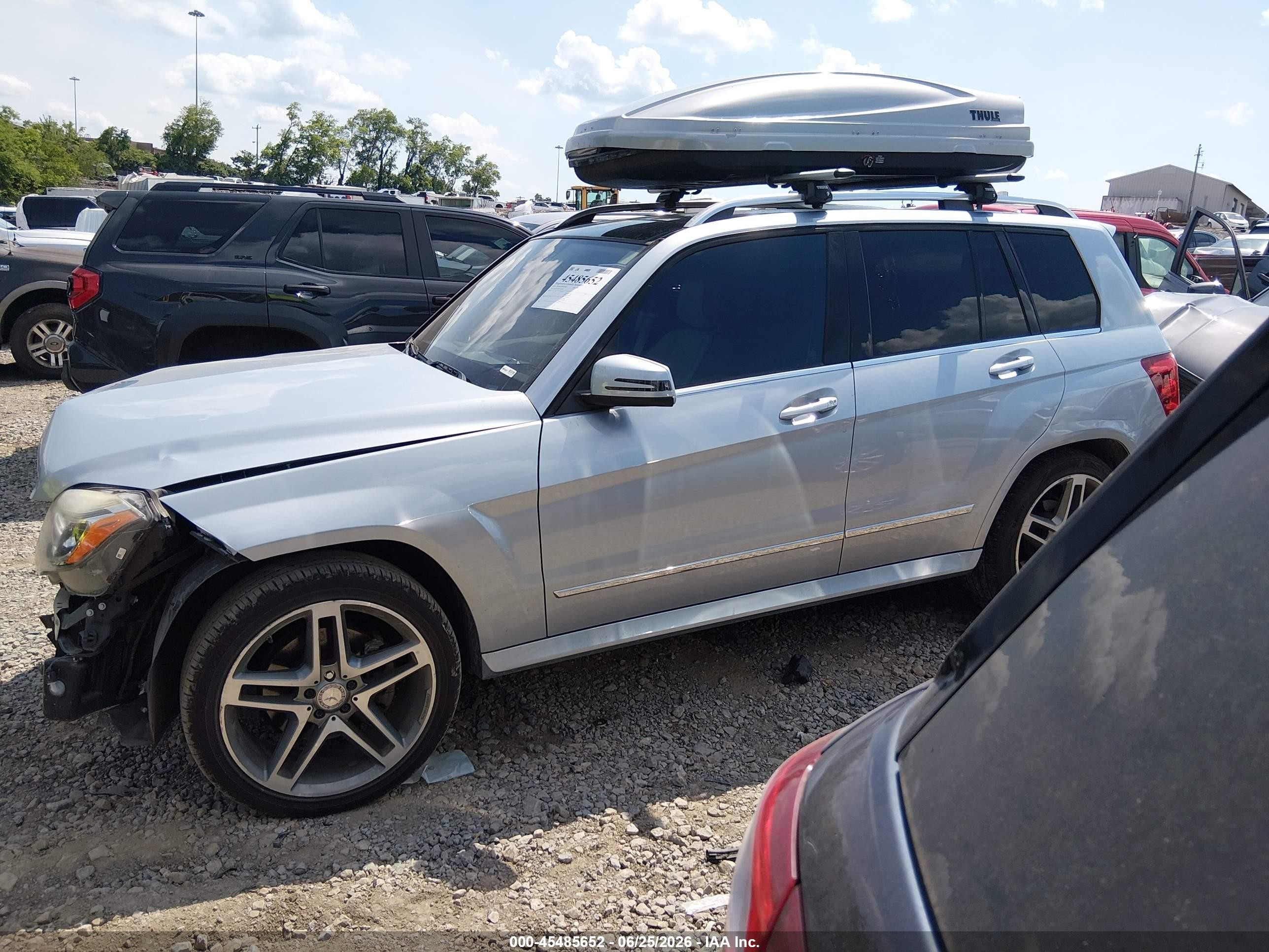2015 Mercedes-benz Glk 350   Light Blue vin: WDCGG5HB3FG370270