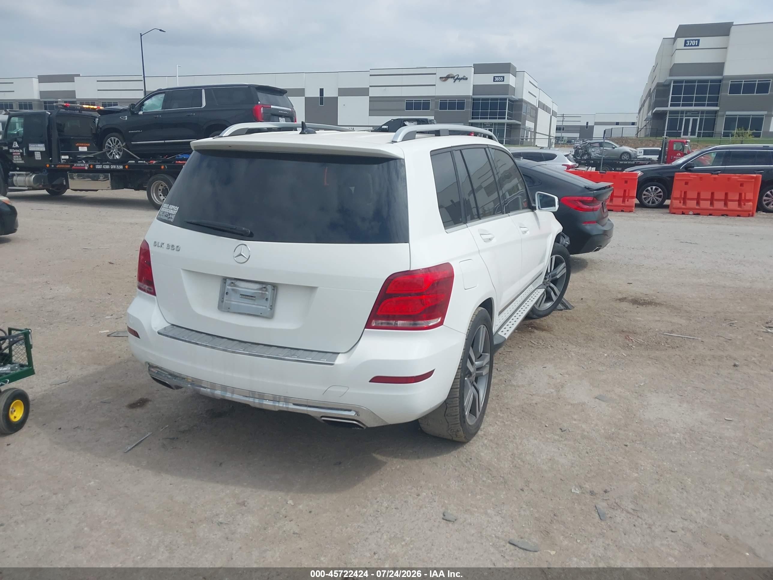2015 Mercedes-benz Glk 350   White vin: WDCGG5HB3FG379258