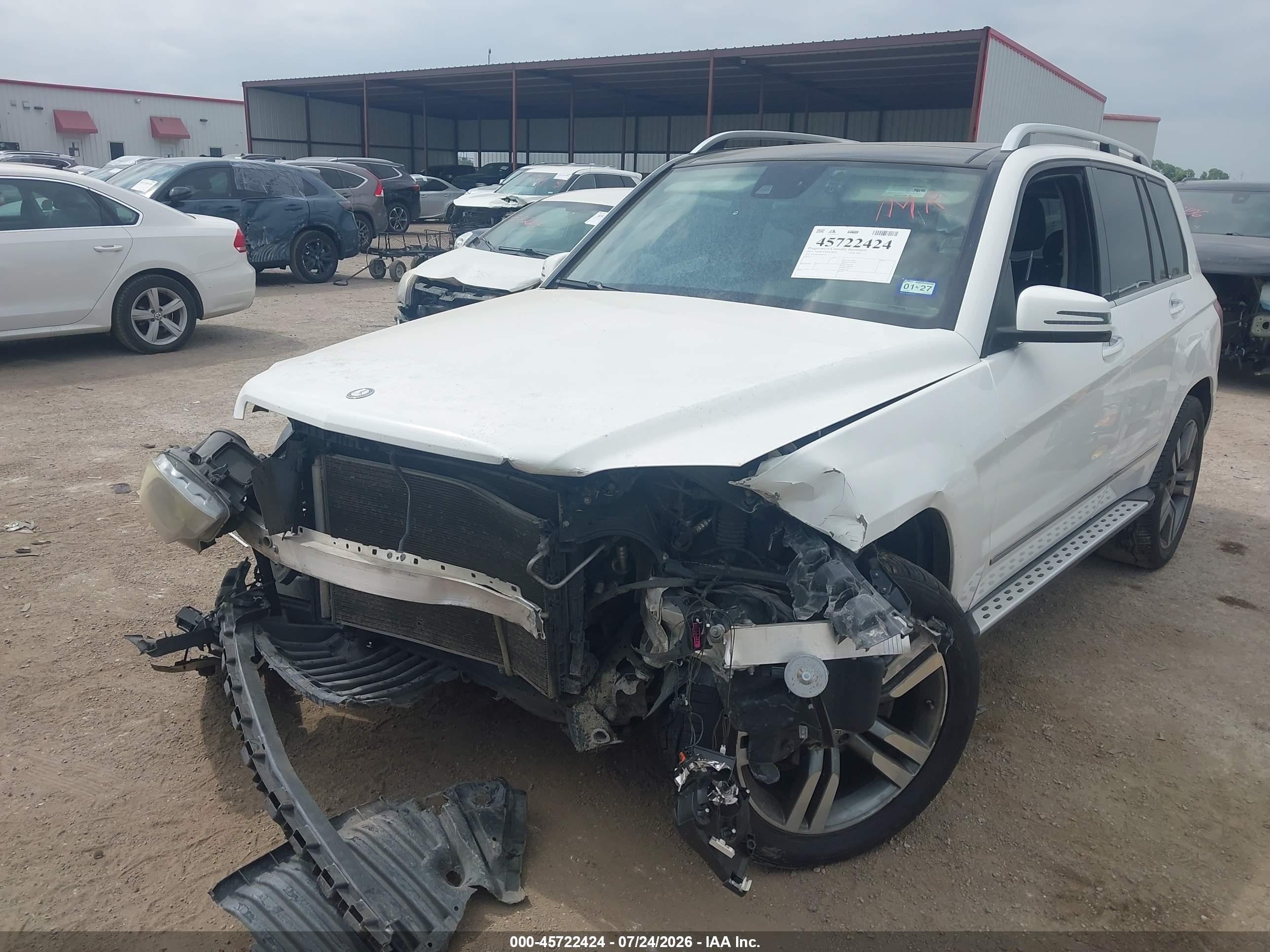 2015 Mercedes-benz Glk 350   White vin: WDCGG5HB3FG379258