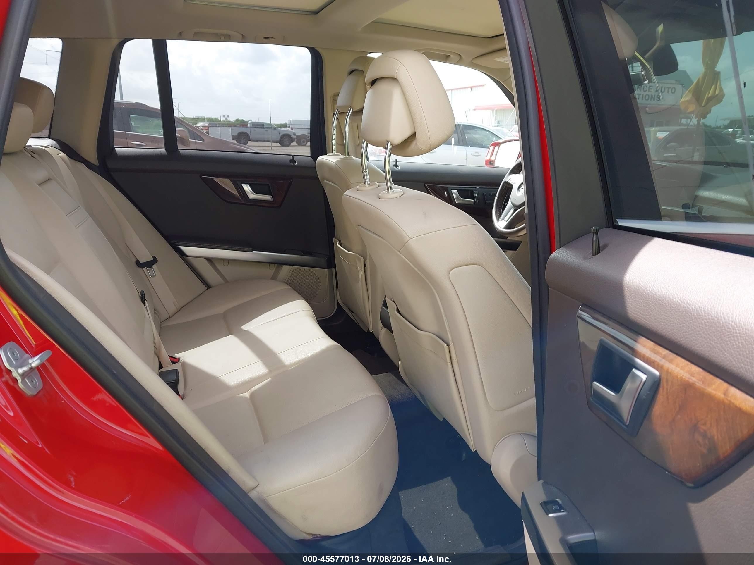 2013 Mercedes-benz Glk 350 Красный vin: WDCGG5HB4DF975305