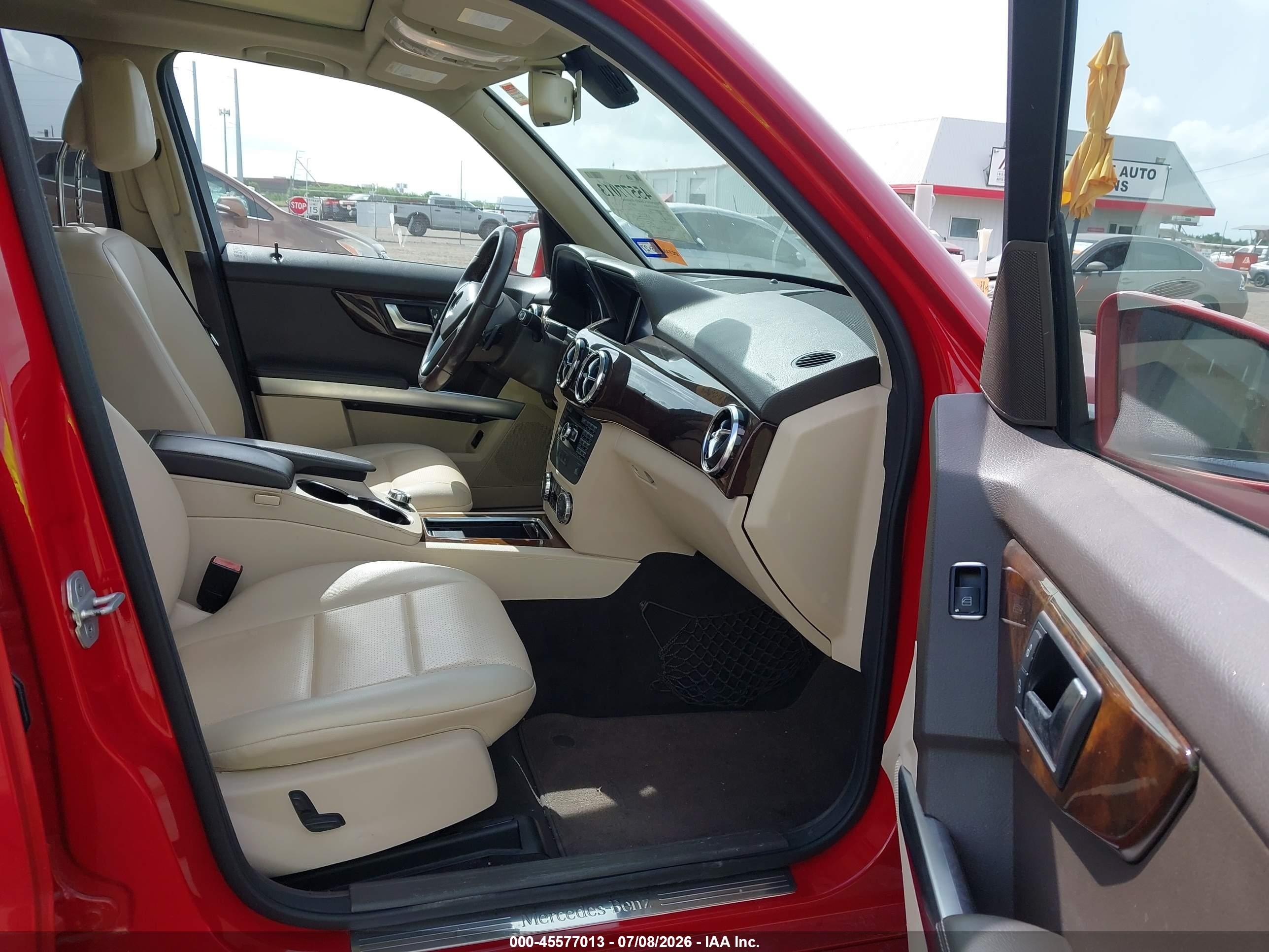 2013 Mercedes-benz Glk 350 Красный vin: WDCGG5HB4DF975305