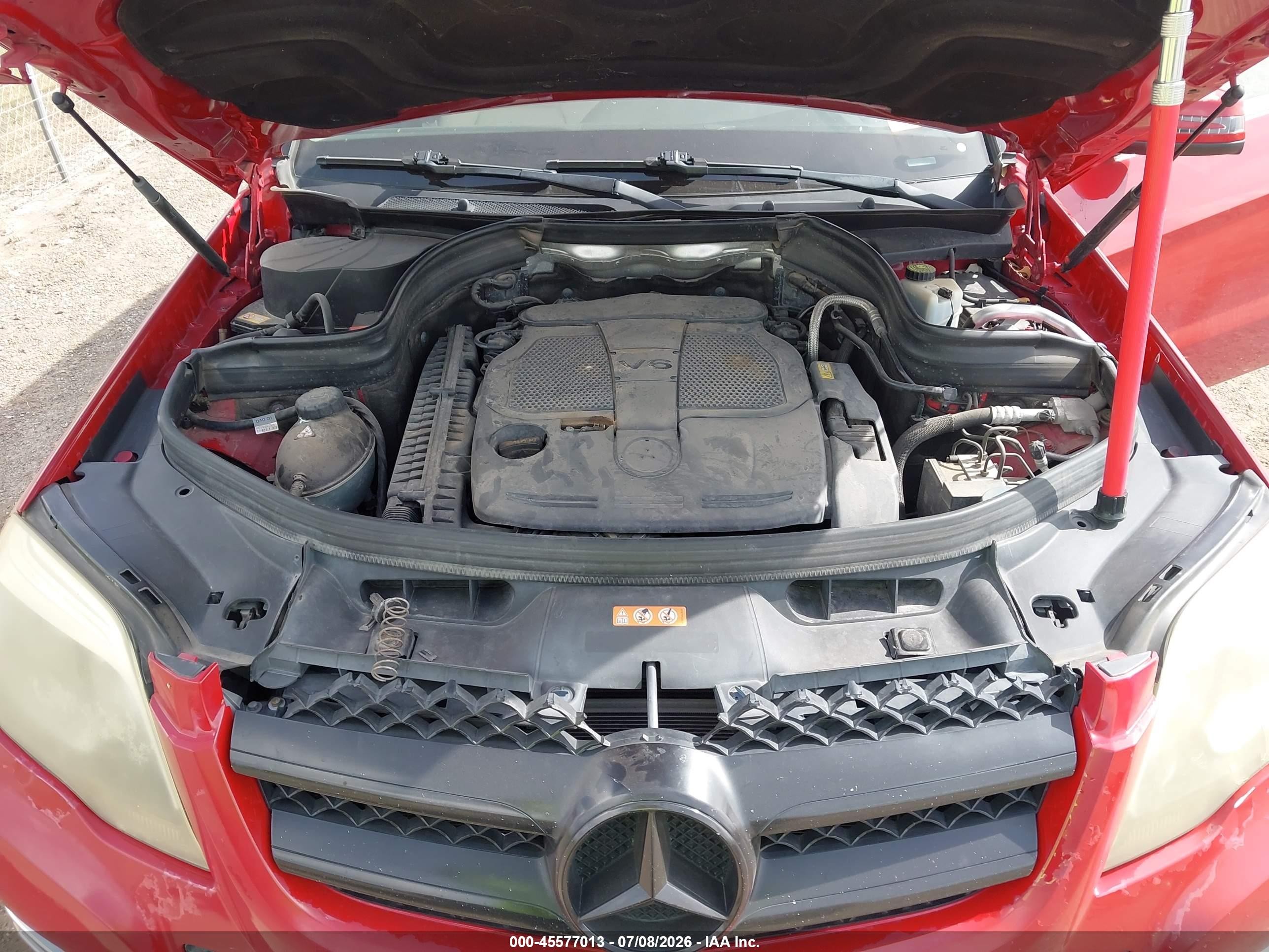 2013 Mercedes-benz Glk 350 Красный vin: WDCGG5HB4DF975305