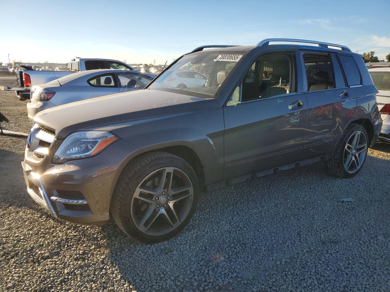 2013 Mercedes-benz Glk Brown vin: WDCGG5HB4DF980732