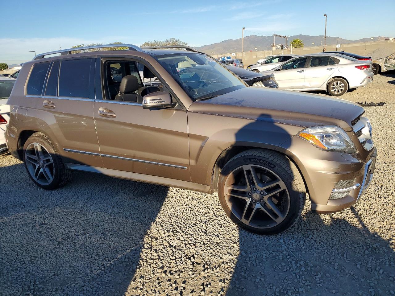 2013 Mercedes-benz Glk Brown vin: WDCGG5HB4DF980732