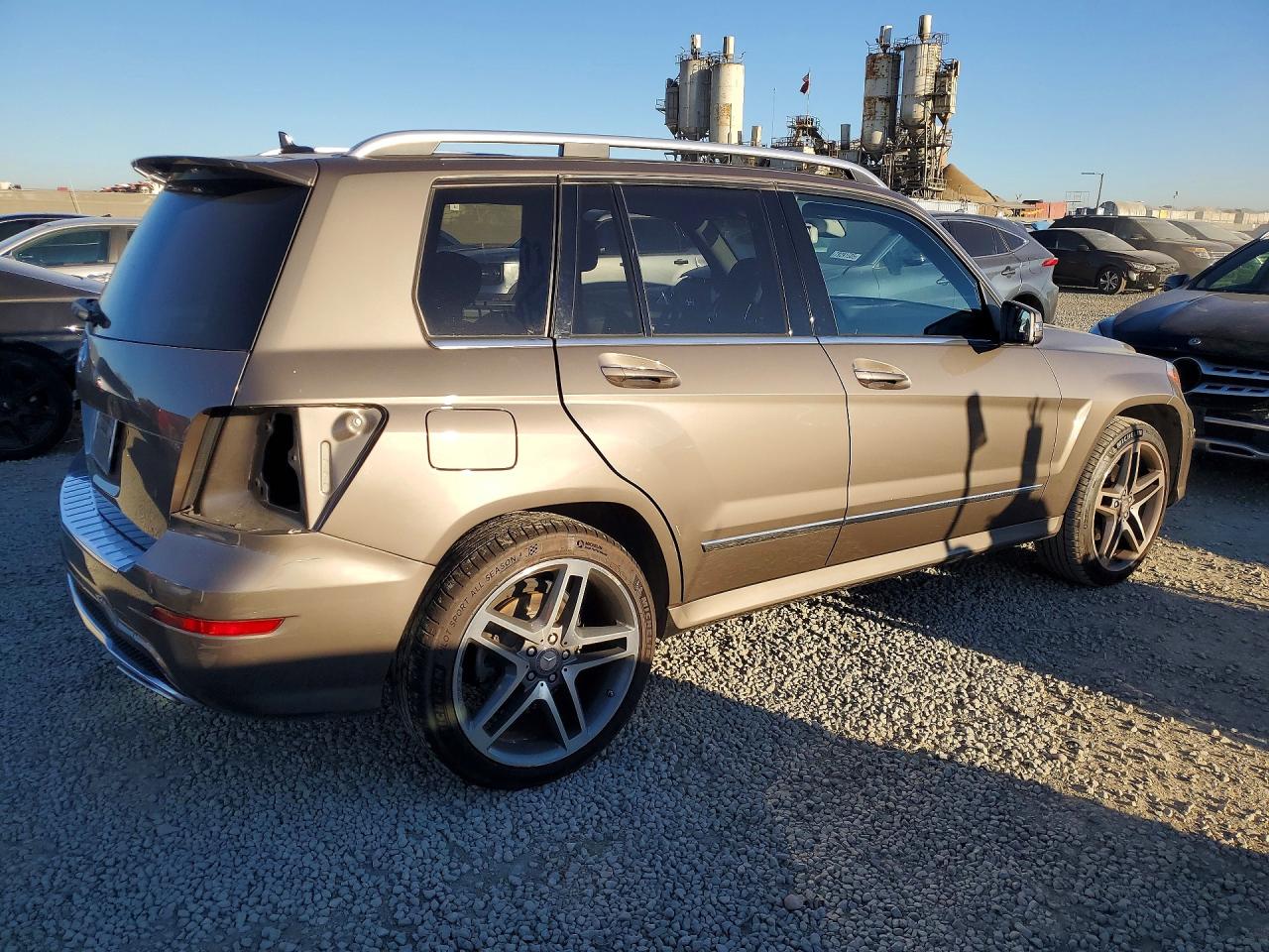 2013 Mercedes-benz Glk Brown vin: WDCGG5HB4DF980732