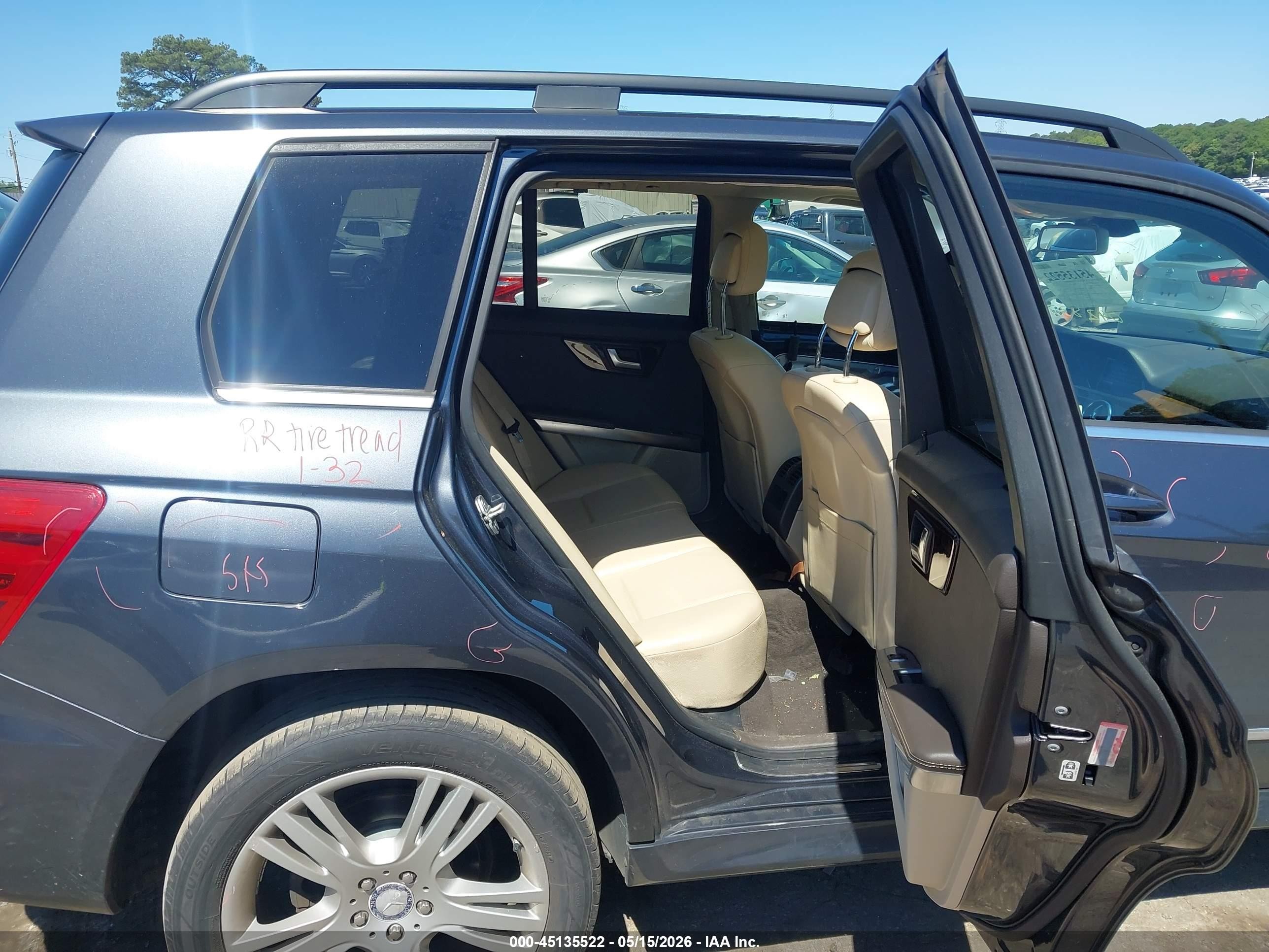 2013 Mercedes-benz Glk 350   Gray vin: WDCGG5HB4DG042837