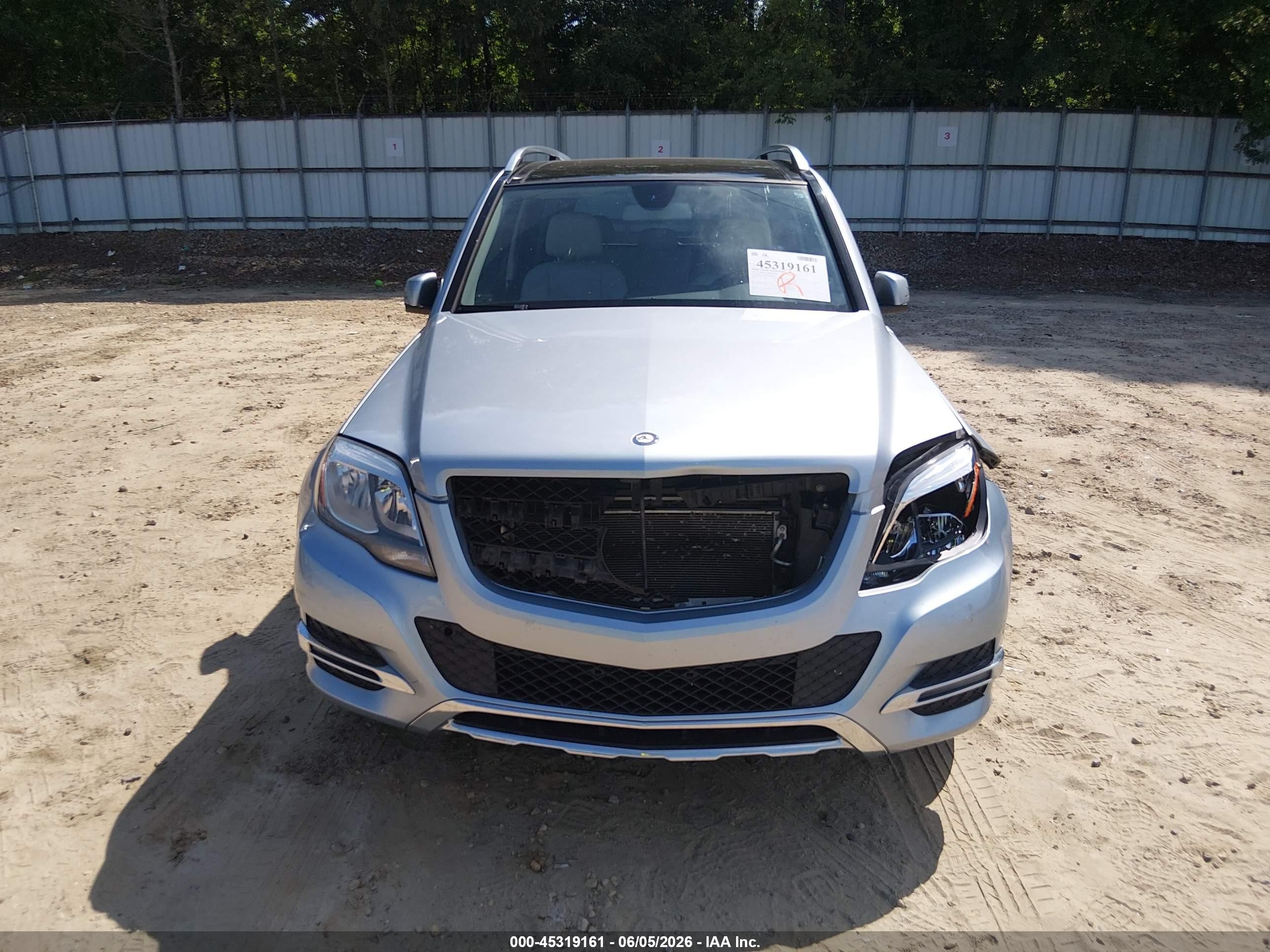 2014 Mercedes-benz Glk 350   Light Blue vin: WDCGG5HB4EG248810
