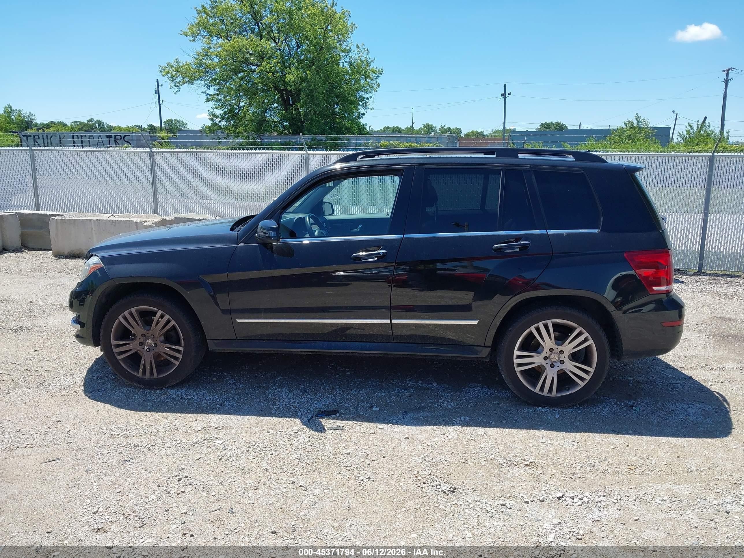 2014 Mercedes-benz Glk 350   Black vin: WDCGG5HB4EG296453