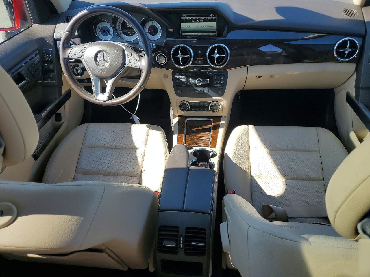 2014 Mercedes-benz Glk 350 Red vin: WDCGG5HB4EG326891