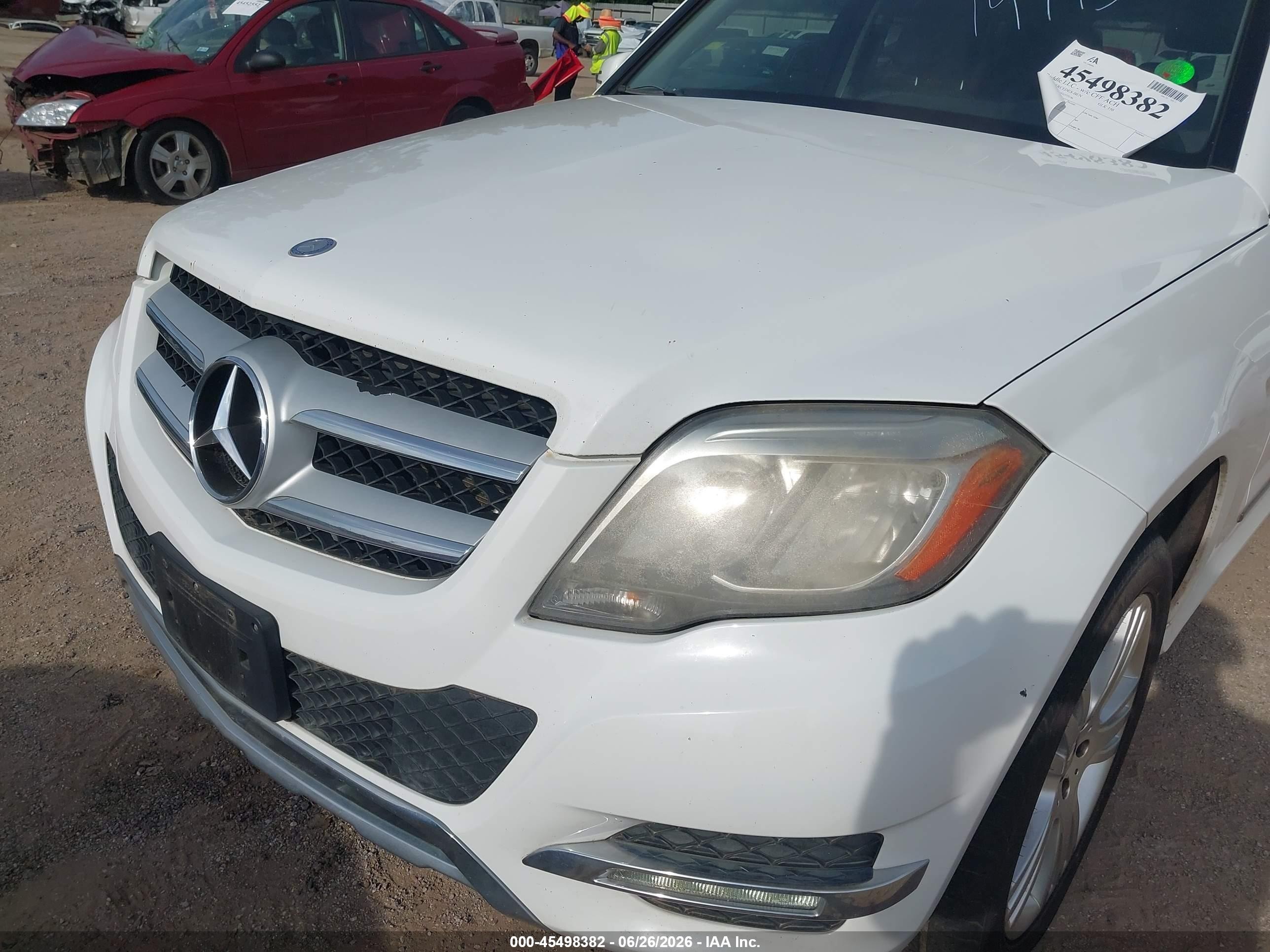 2015 Mercedes-benz Glk 350   Белый vin: WDCGG5HB4FG355146