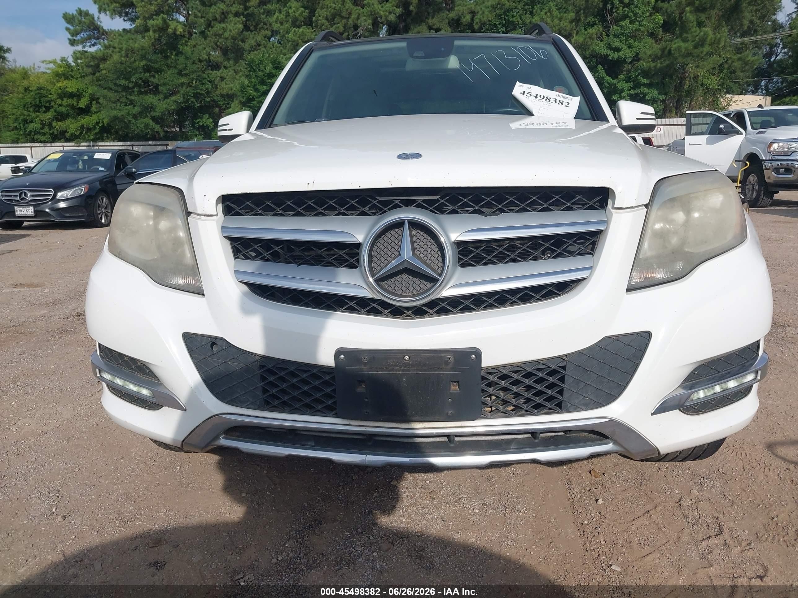 2015 Mercedes-benz Glk 350   Белый vin: WDCGG5HB4FG355146