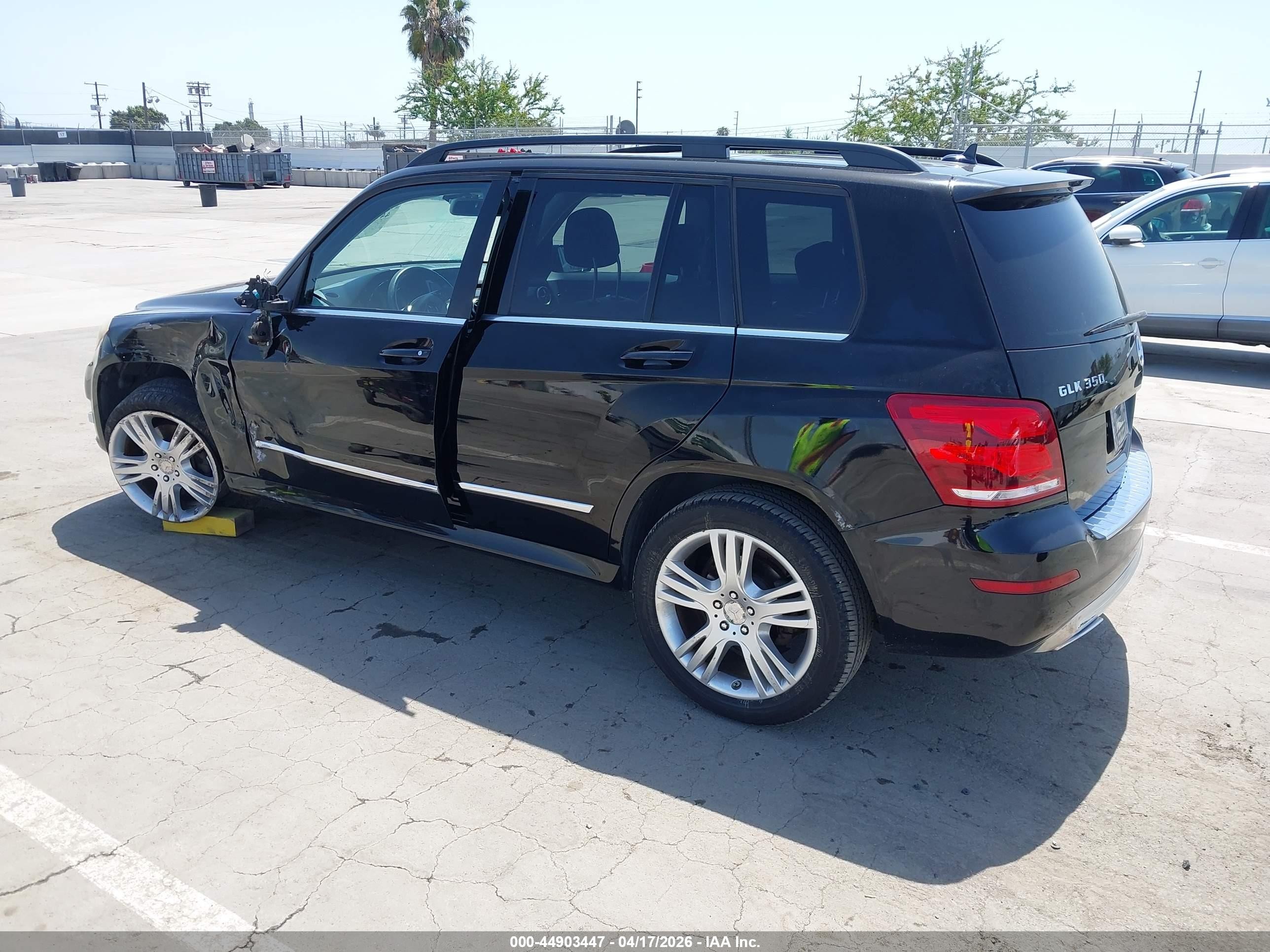 2015 Mercedes-benz Glk 350   Black vin: WDCGG5HB4FG379141