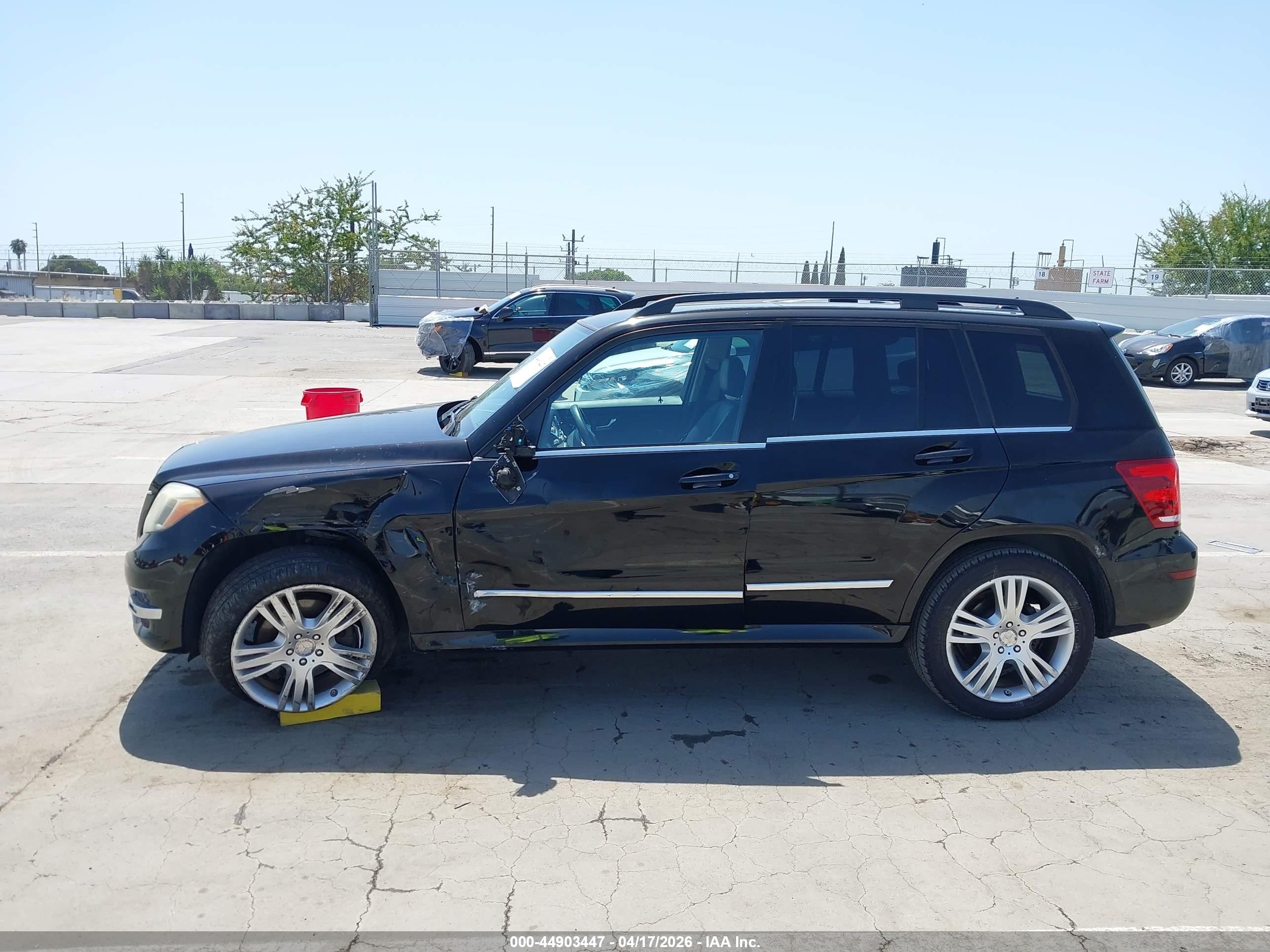 2015 Mercedes-benz Glk 350   Black vin: WDCGG5HB4FG379141