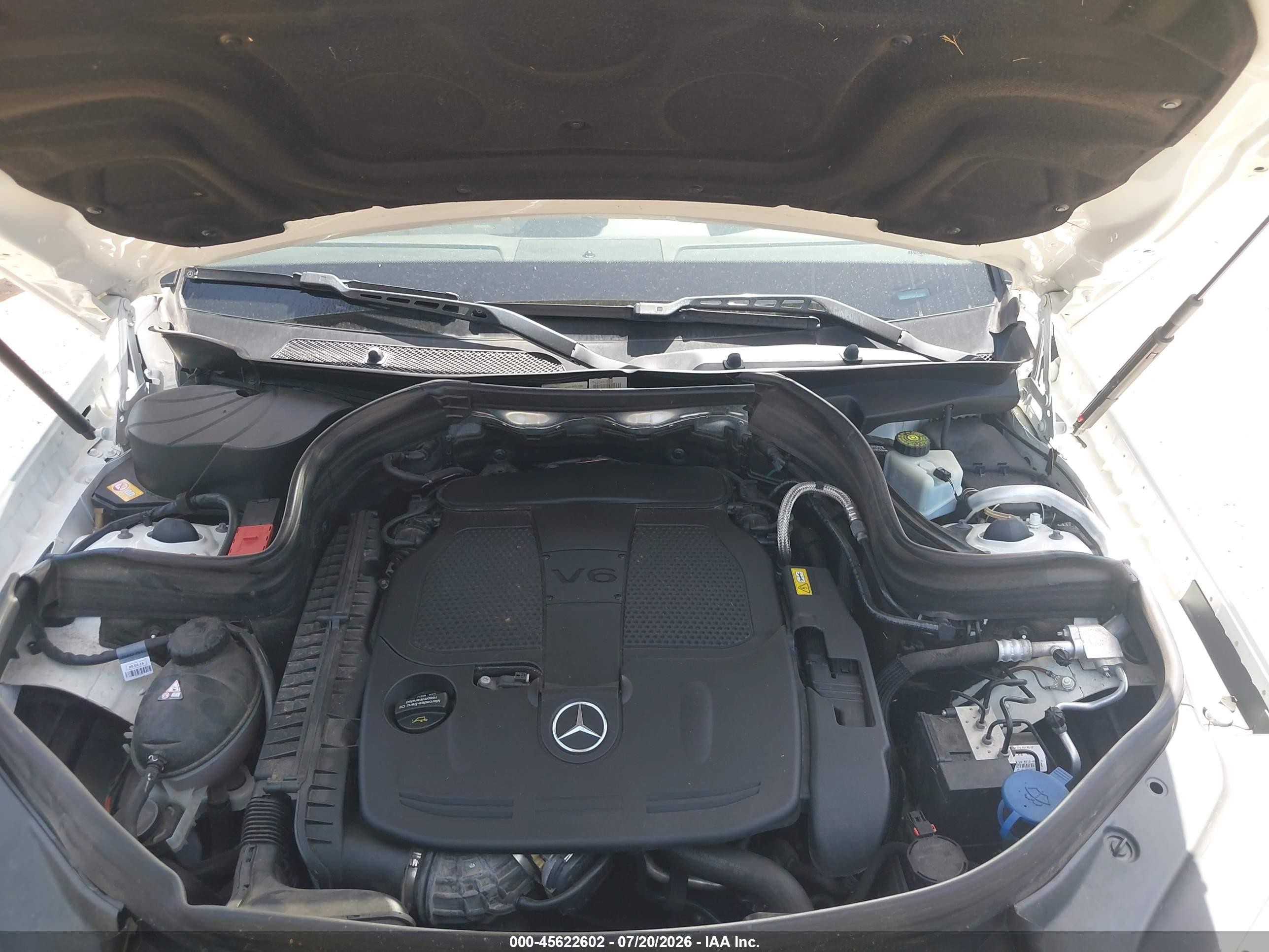 2015 Mercedes-benz Glk 350 Белый vin: WDCGG5HB4FG426670