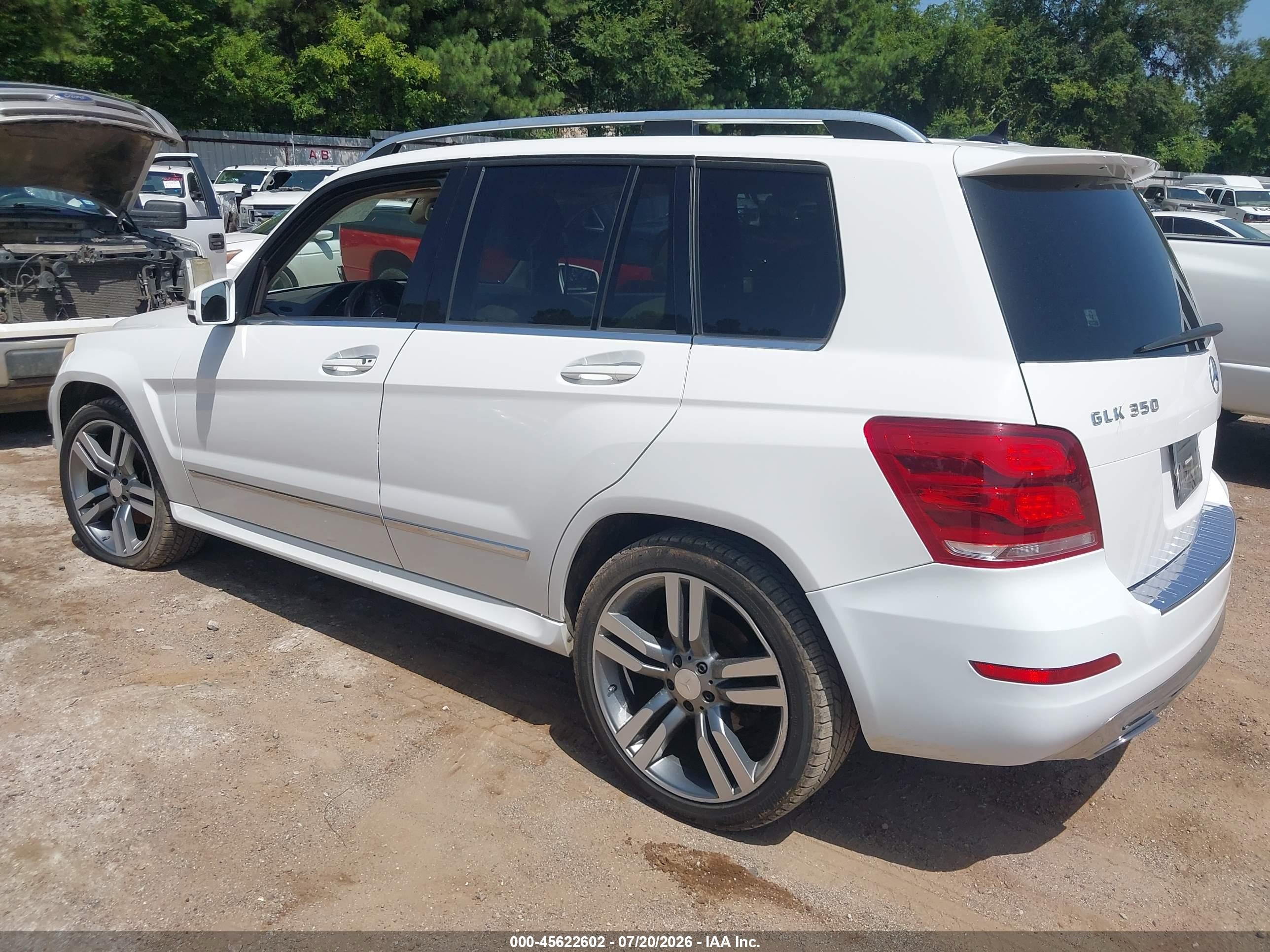 2015 Mercedes-benz Glk 350 Белый vin: WDCGG5HB4FG426670