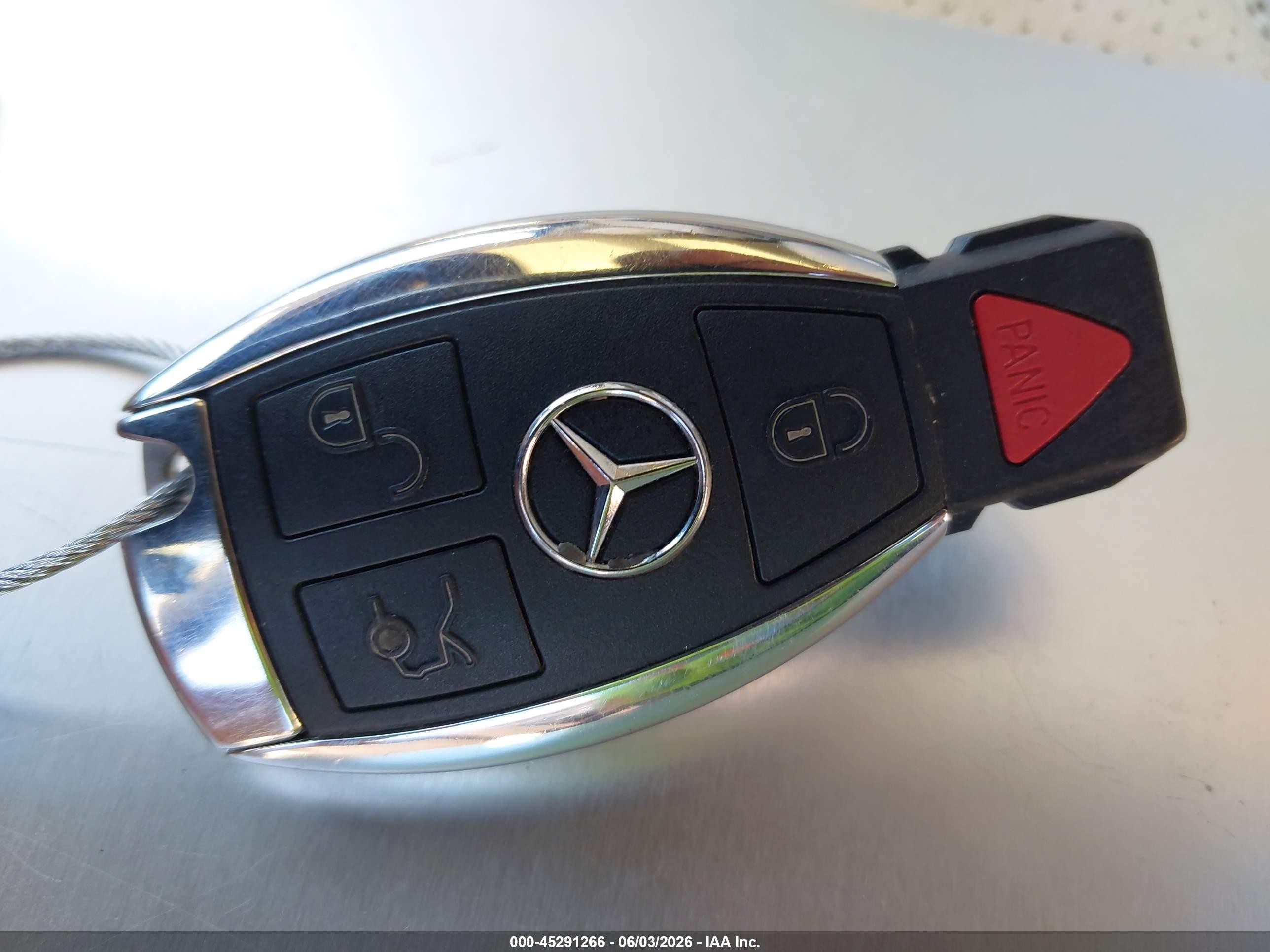 2014 Mercedes-benz Glk 350   Brown vin: WDCGG5HB5EG265406