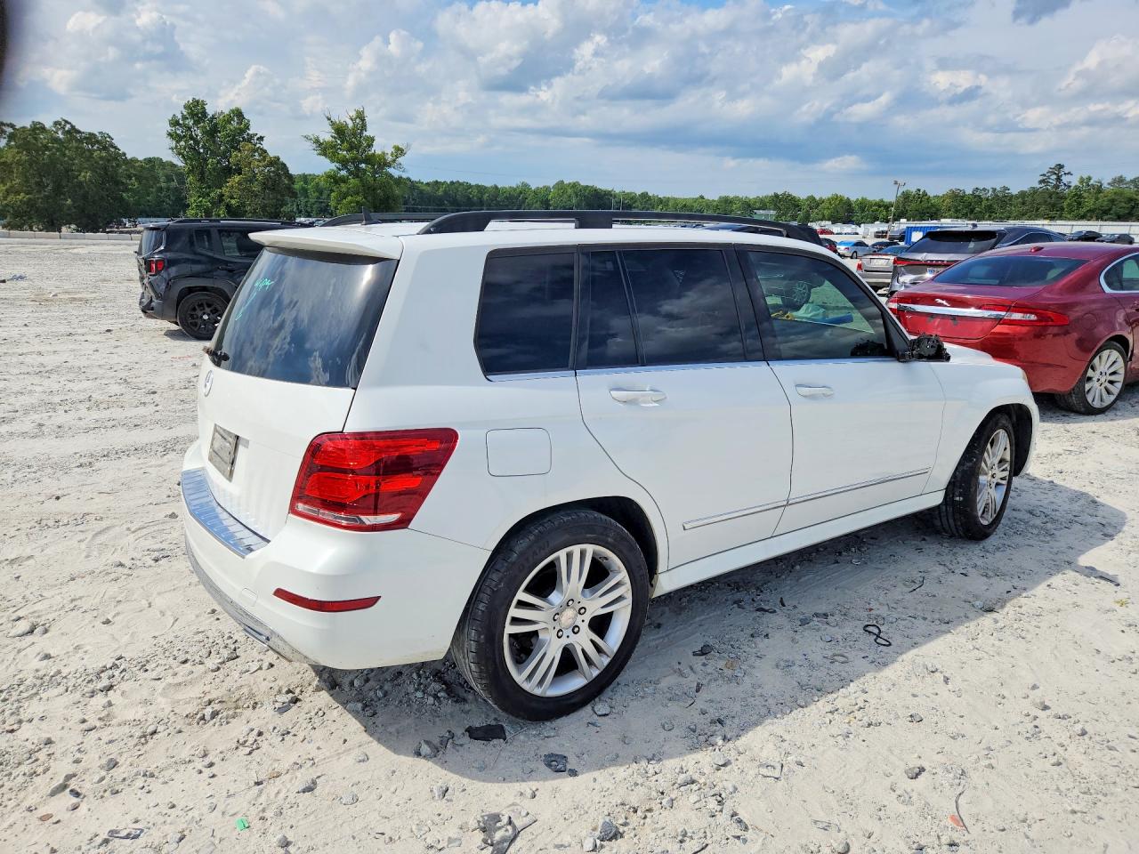 2015 Mercedes-benz Glk 350 White vin: WDCGG5HB5FG354328