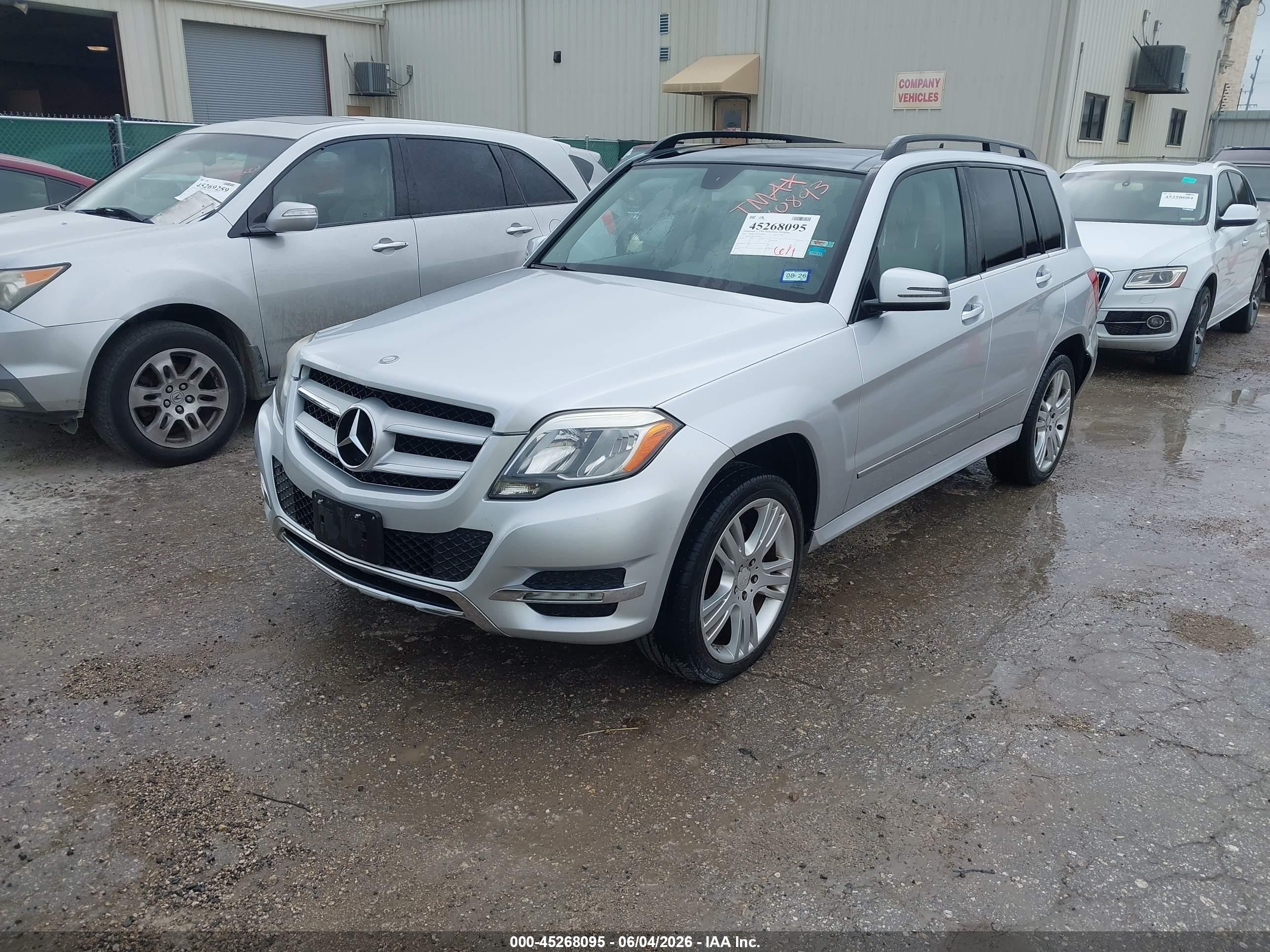 2013 Mercedes-benz Glk 350   Silver vin: WDCGG5HB6DF980893