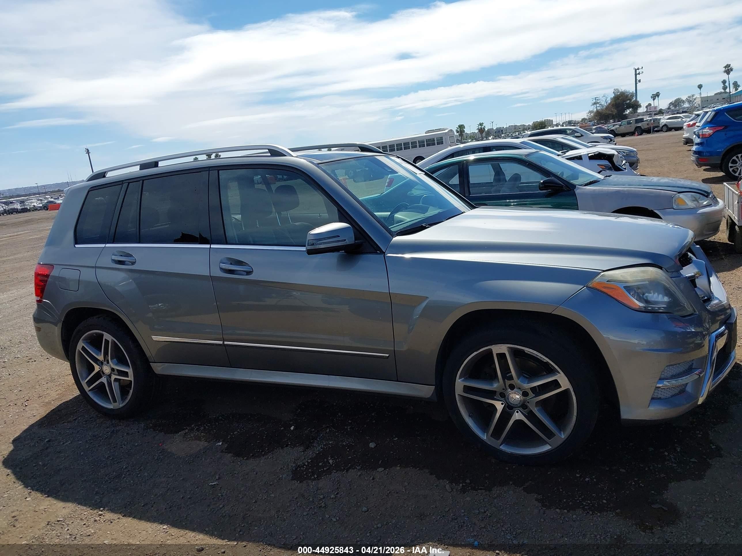 2013 Mercedes-benz Glk 350   Silver vin: WDCGG5HB6DG139683