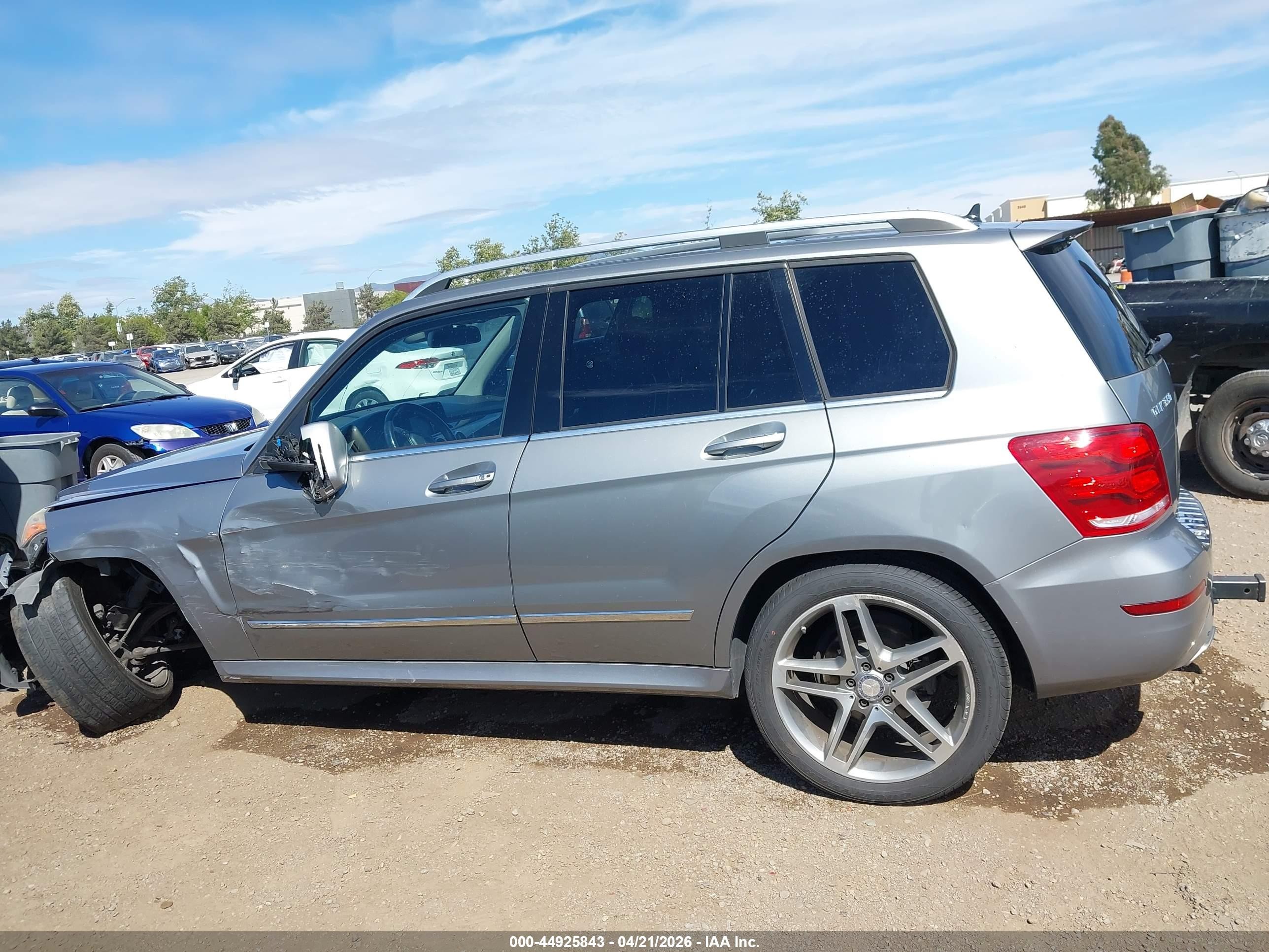 2013 Mercedes-benz Glk 350   Silver vin: WDCGG5HB6DG139683