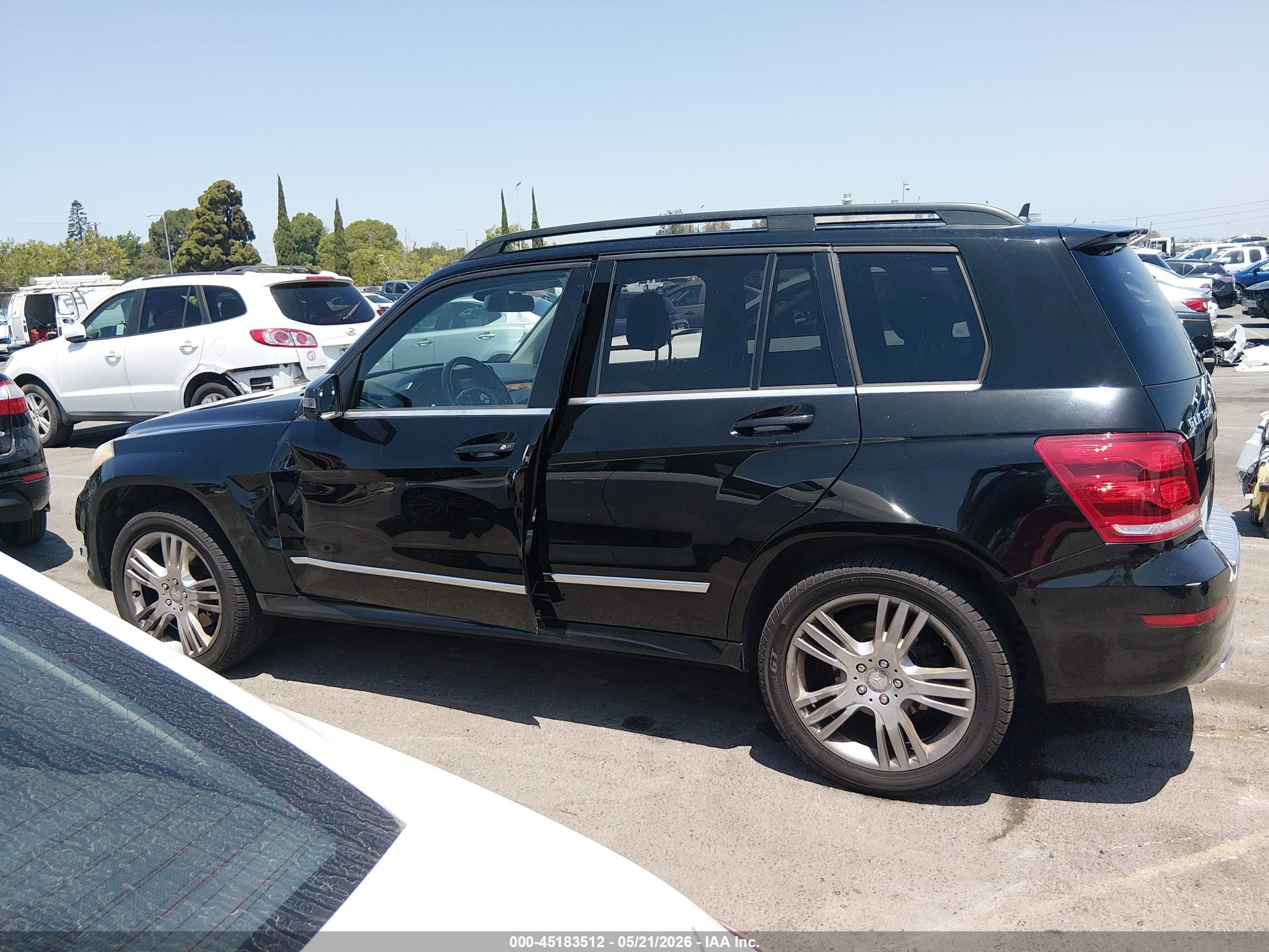 2014 Mercedes-benz Glk 350   Black vin: WDCGG5HB6EG159160
