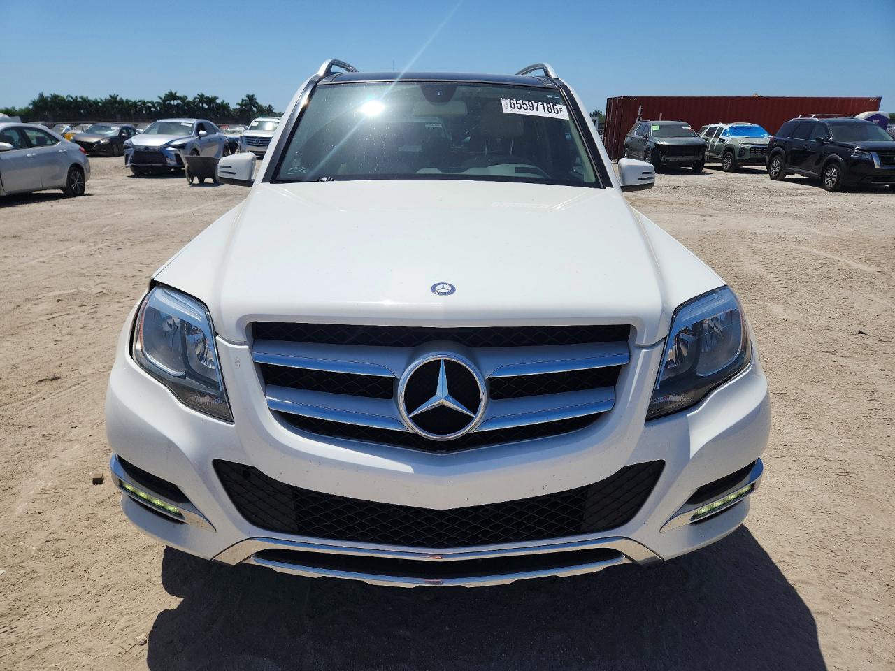 2014 Mercedes-benz Glk 350 White vin: WDCGG5HB6EG206171