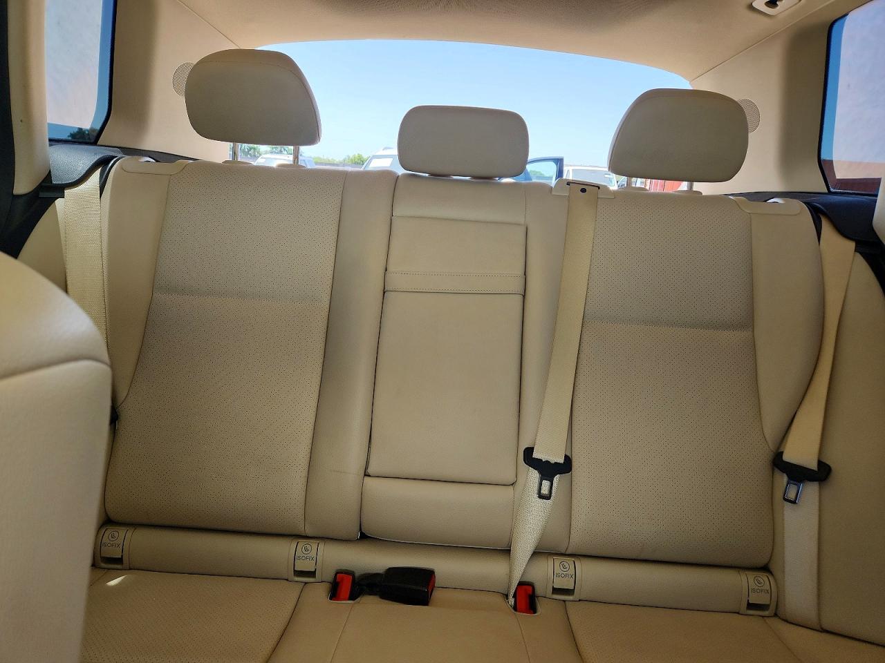 2014 Mercedes-benz Glk 350 White vin: WDCGG5HB6EG206171