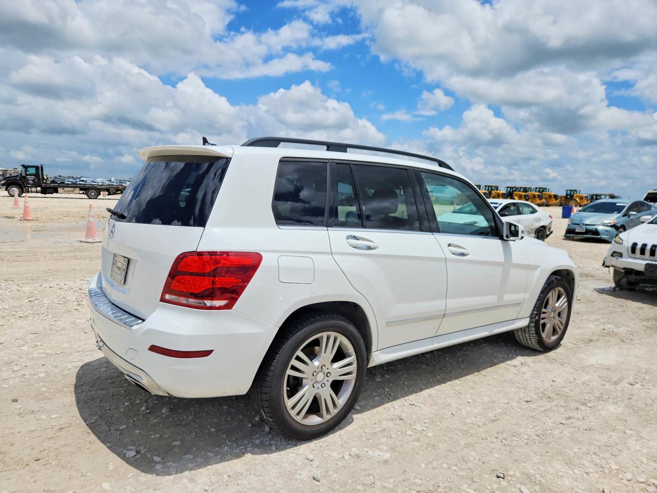 2014 Mercedes-benz Glk 350 Белый vin: WDCGG5HB6EG267150