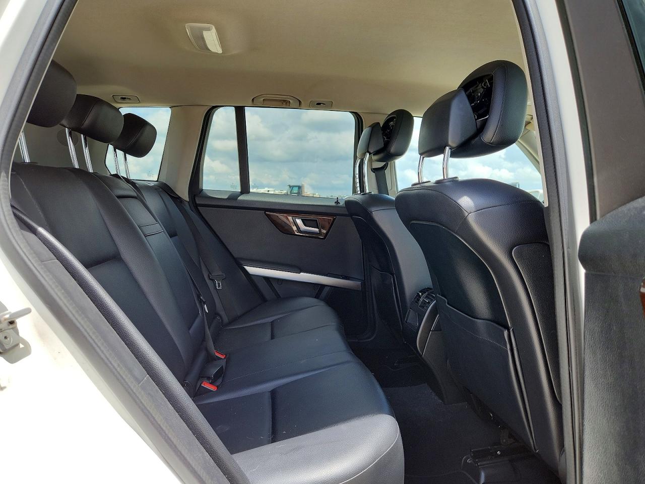 2014 Mercedes-benz Glk 350 Белый vin: WDCGG5HB6EG267150