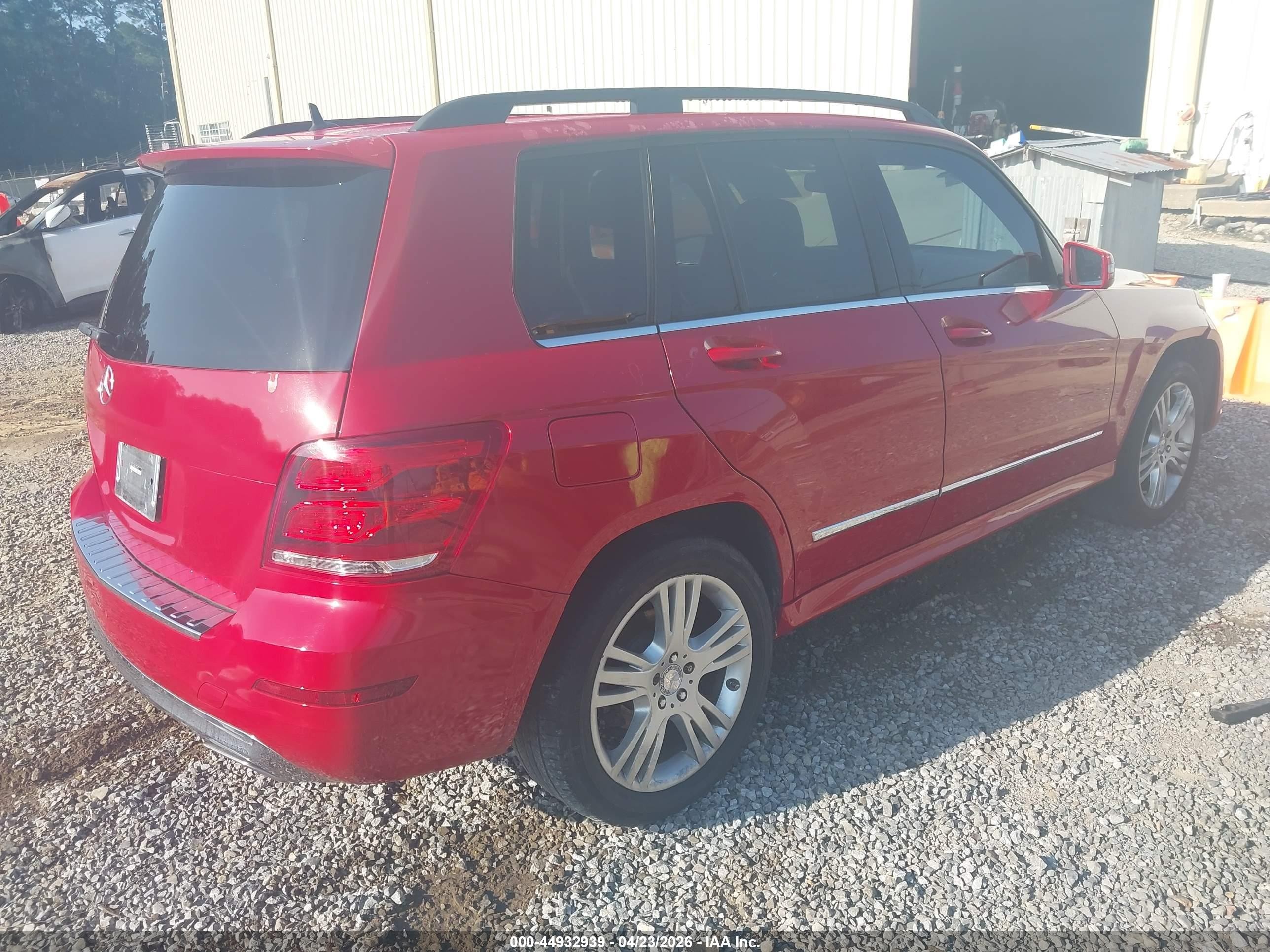 2014 Mercedes-benz Glk 350   Red vin: WDCGG5HB6EG316475