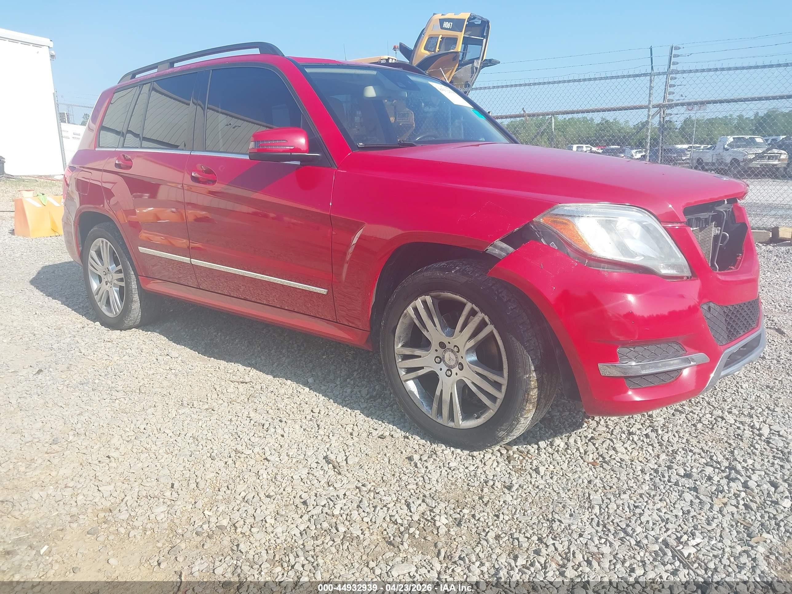 2014 Mercedes-benz Glk 350   Red vin: WDCGG5HB6EG316475