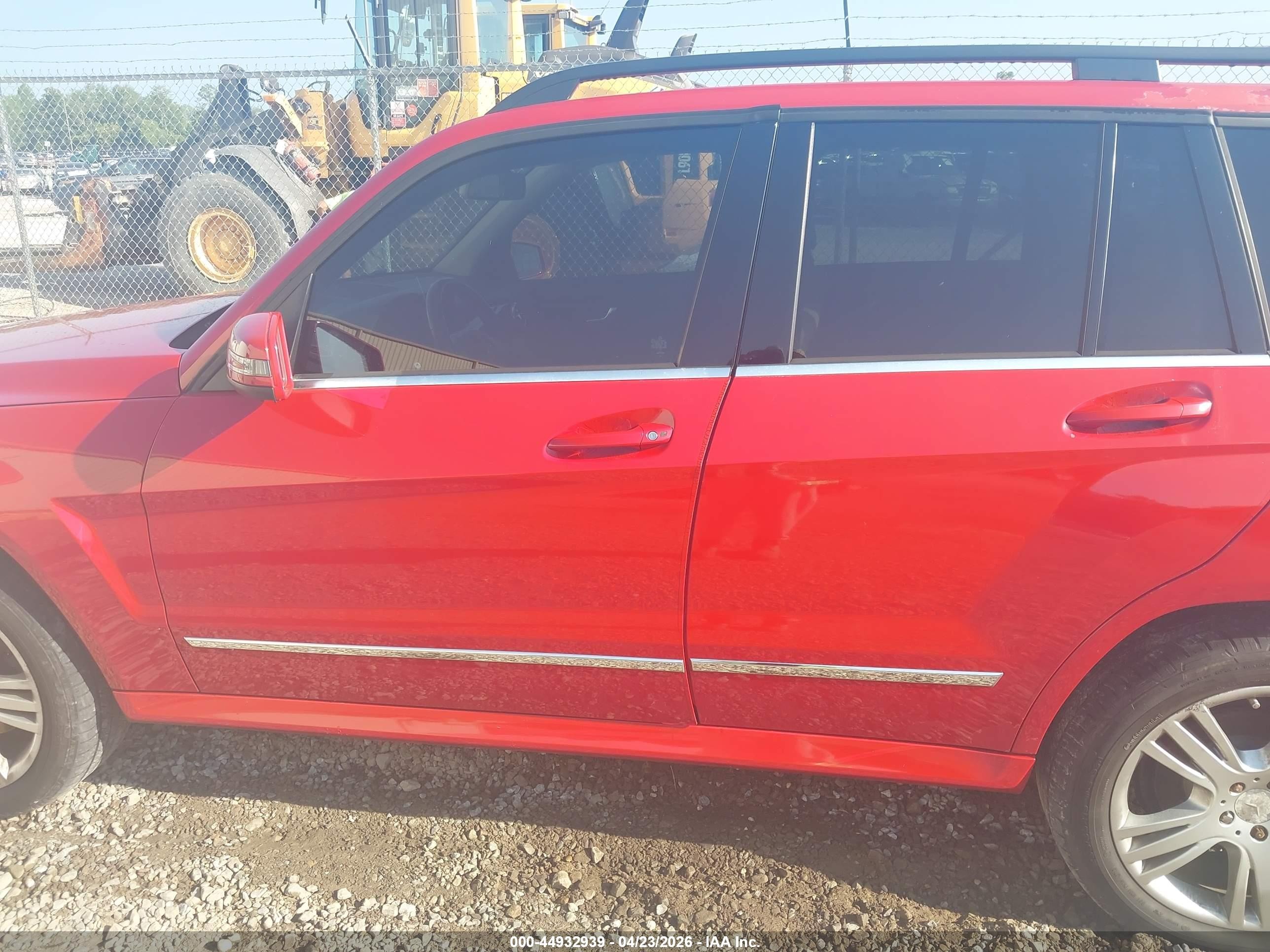 2014 Mercedes-benz Glk 350   Red vin: WDCGG5HB6EG316475