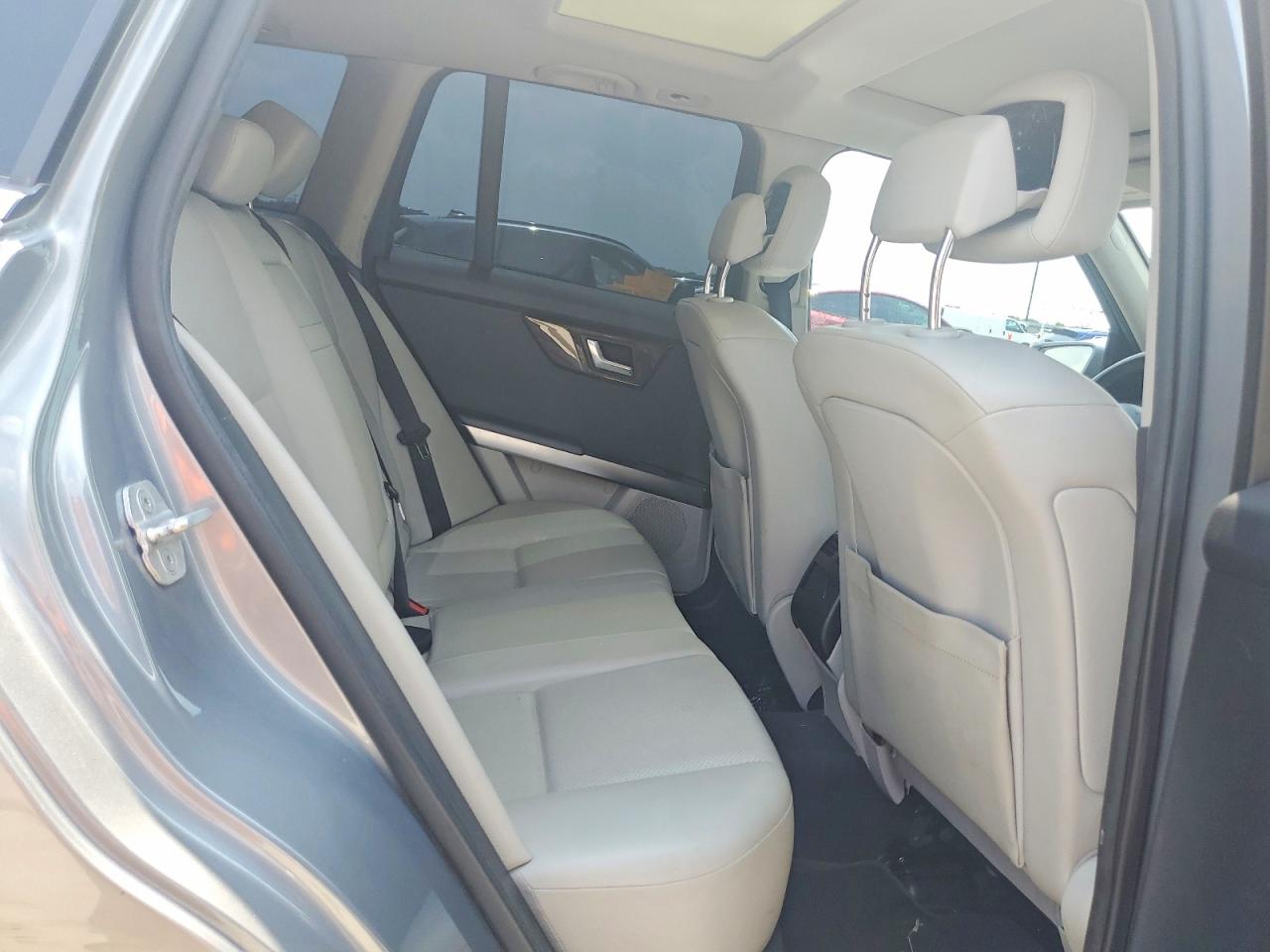 2015 Mercedes-benz Glk 350 Silver vin: WDCGG5HB6FG383434