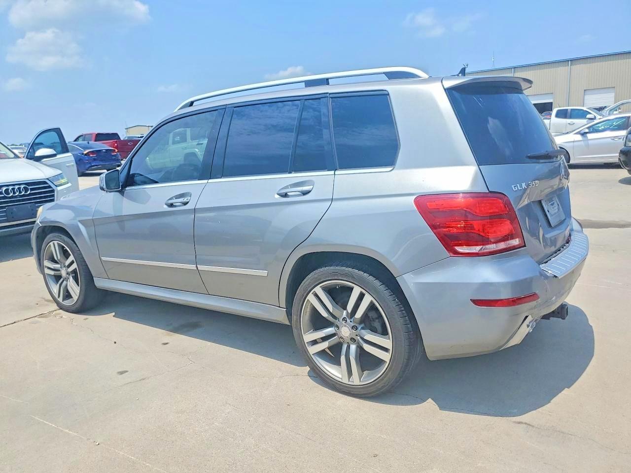 2015 Mercedes-benz Glk 350 Silver vin: WDCGG5HB6FG383434
