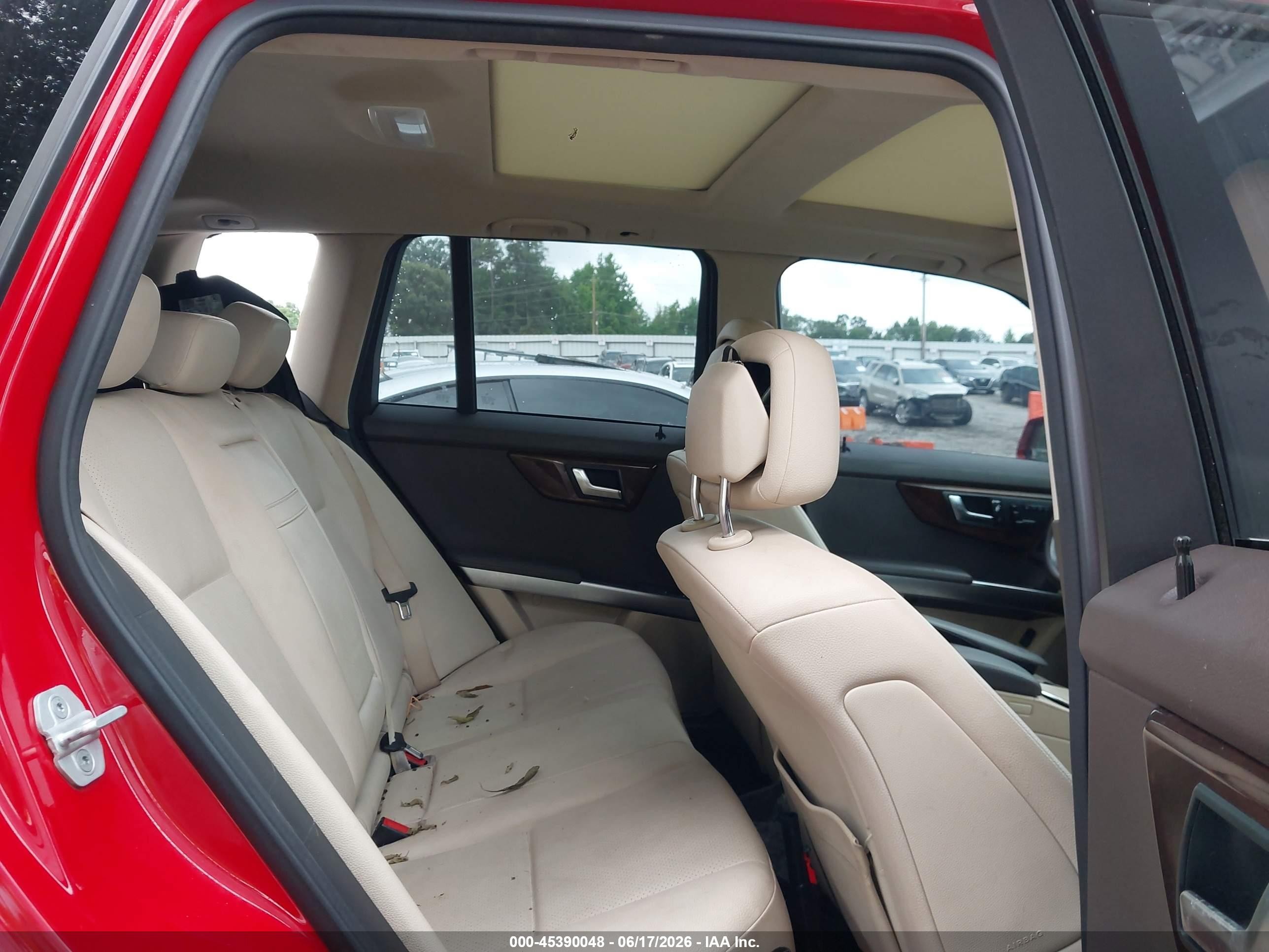 2015 Mercedes-benz Glk 350 Red vin: WDCGG5HB6FG408476