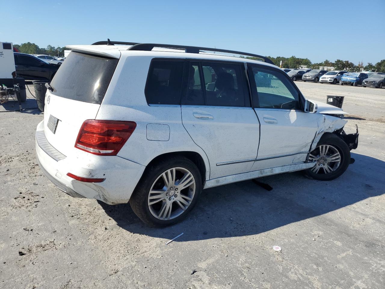 2015 Mercedes-benz Glk 350 White vin: WDCGG5HB6FG438836