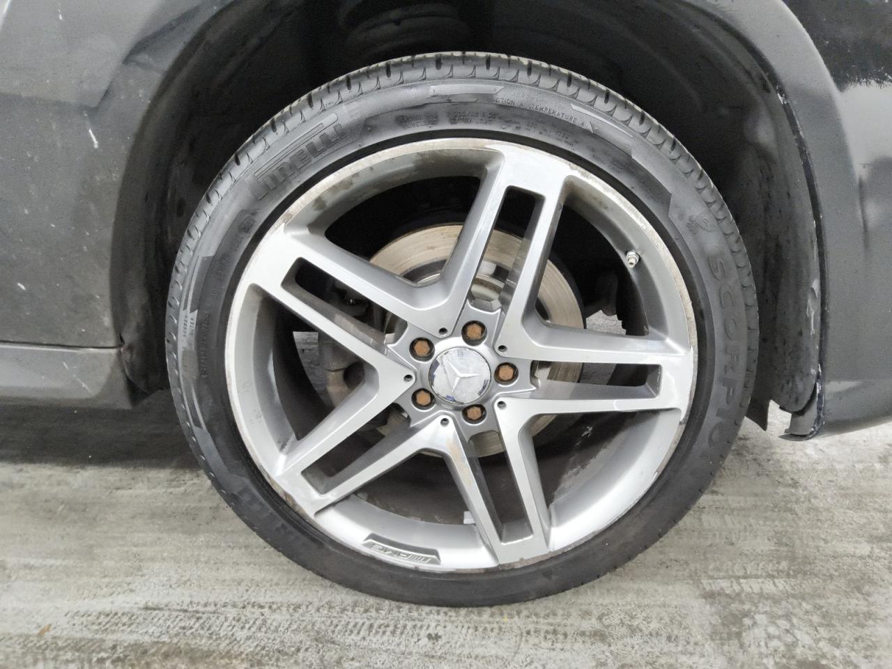 2013 Mercedes-benz Glk 350 Black vin: WDCGG5HB7DF944503 Damage: Right Front Wheel, Curb Rash, > 12 Inches