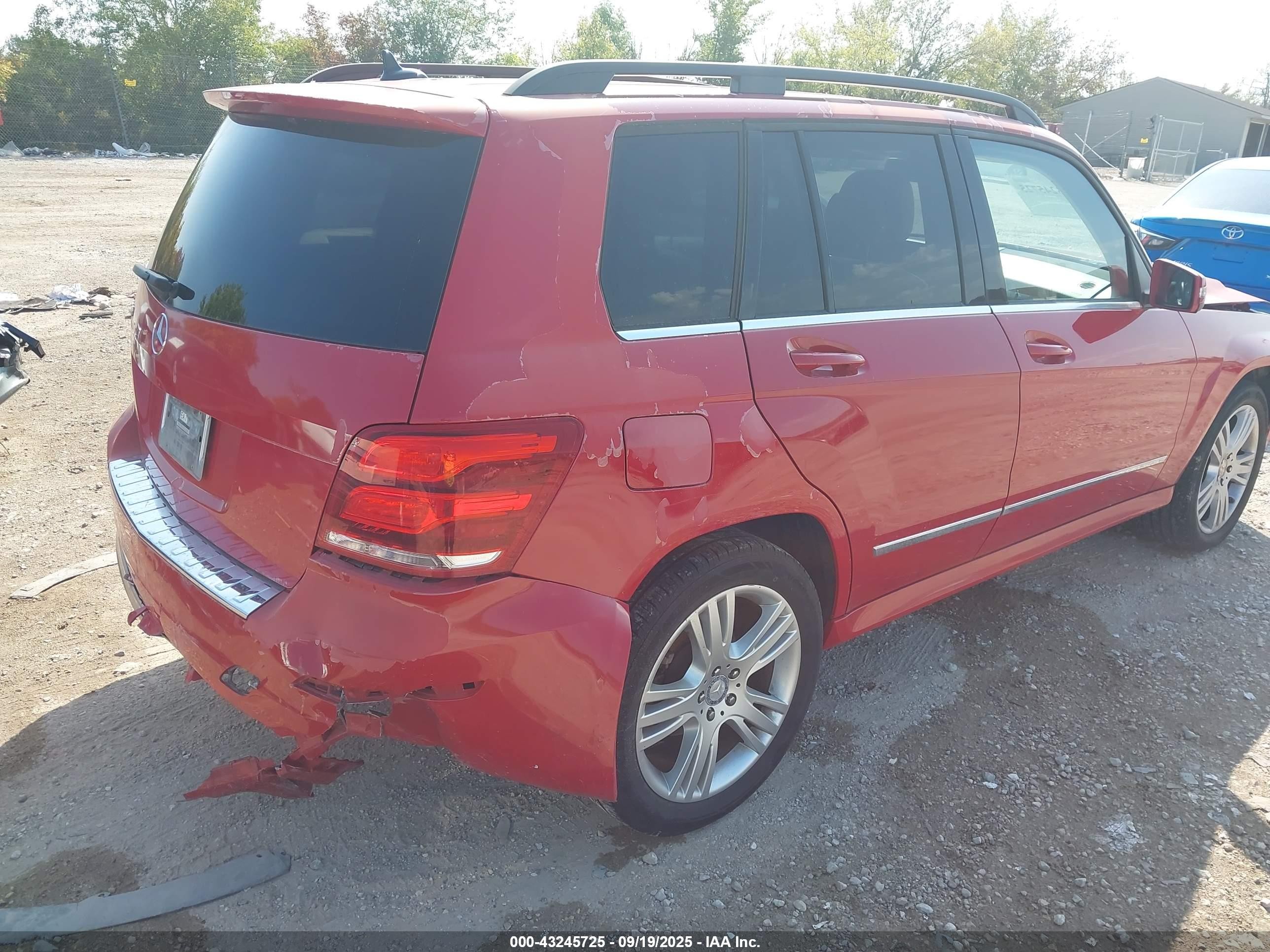 2013 Mercedes-benz Glk 350   Red vin: WDCGG5HB7DG129101