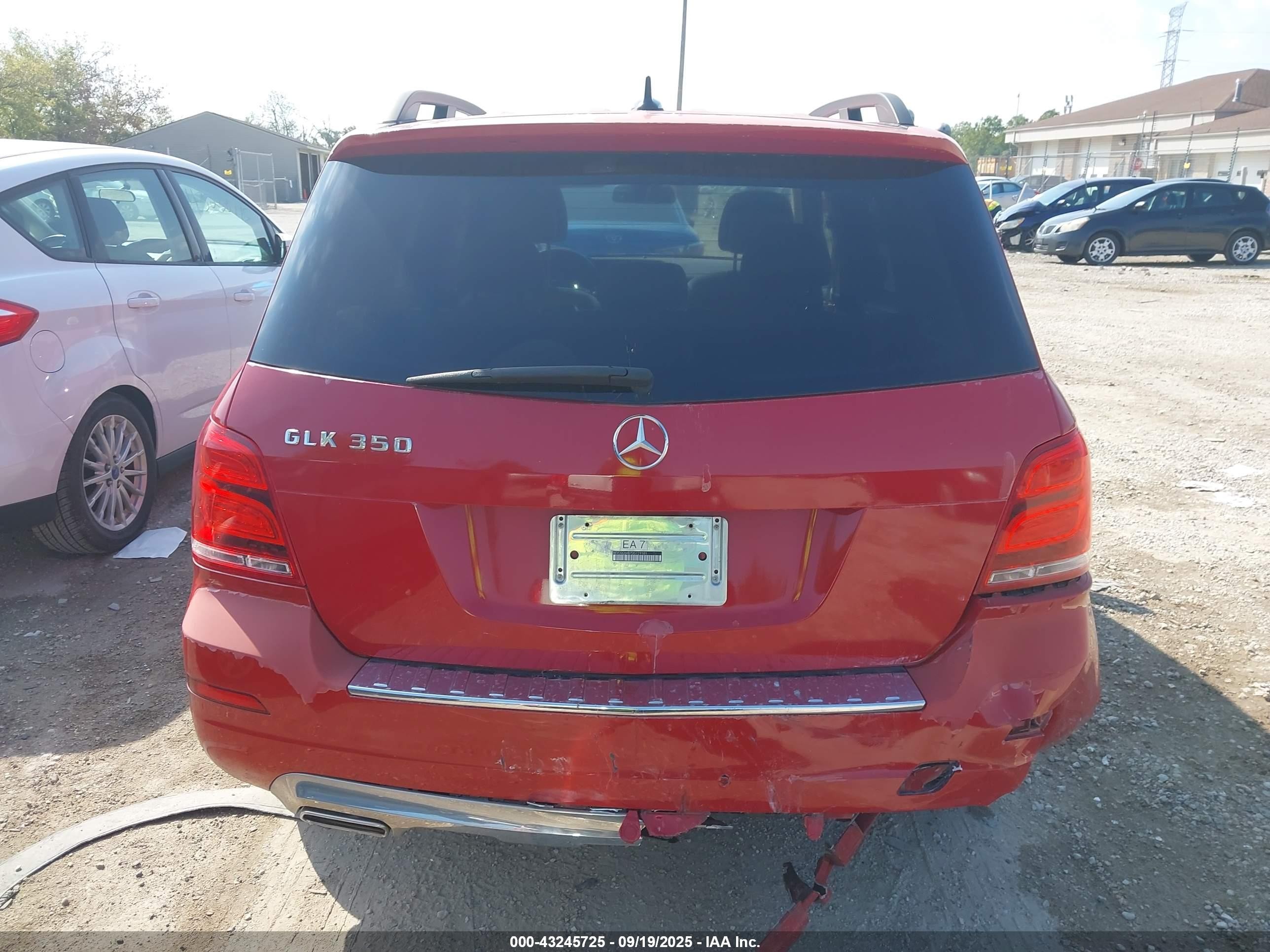 2013 Mercedes-benz Glk 350   Red vin: WDCGG5HB7DG129101