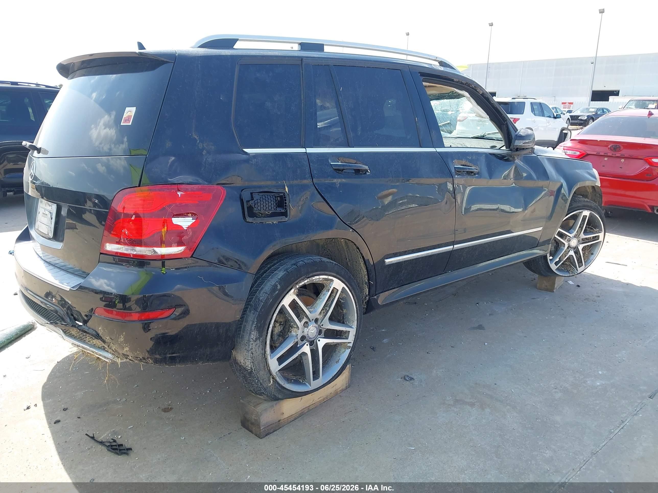 2014 Mercedes-benz Glk 350   Black vin: WDCGG5HB7EG178395