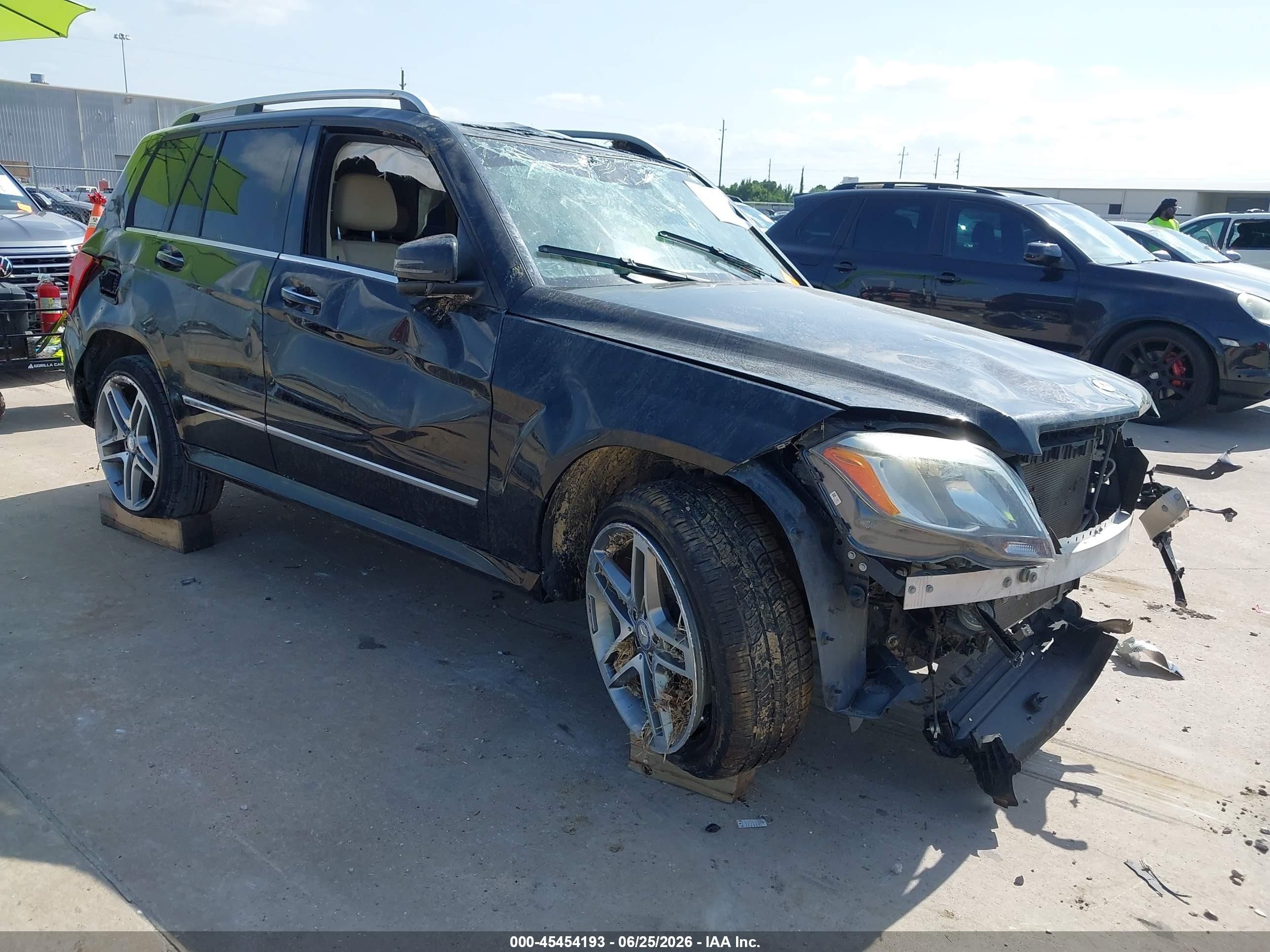 2014 Mercedes-benz Glk 350   Black vin: WDCGG5HB7EG178395