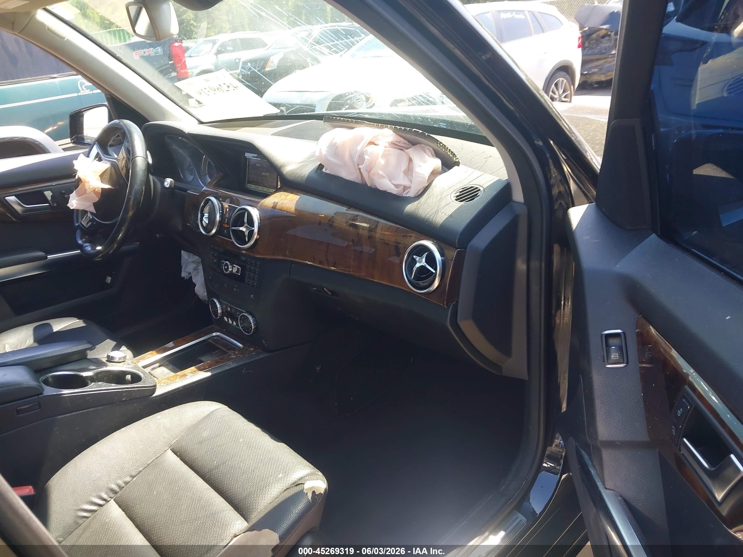 2014 Mercedes-benz Glk 350   Black vin: WDCGG5HB7EG232911