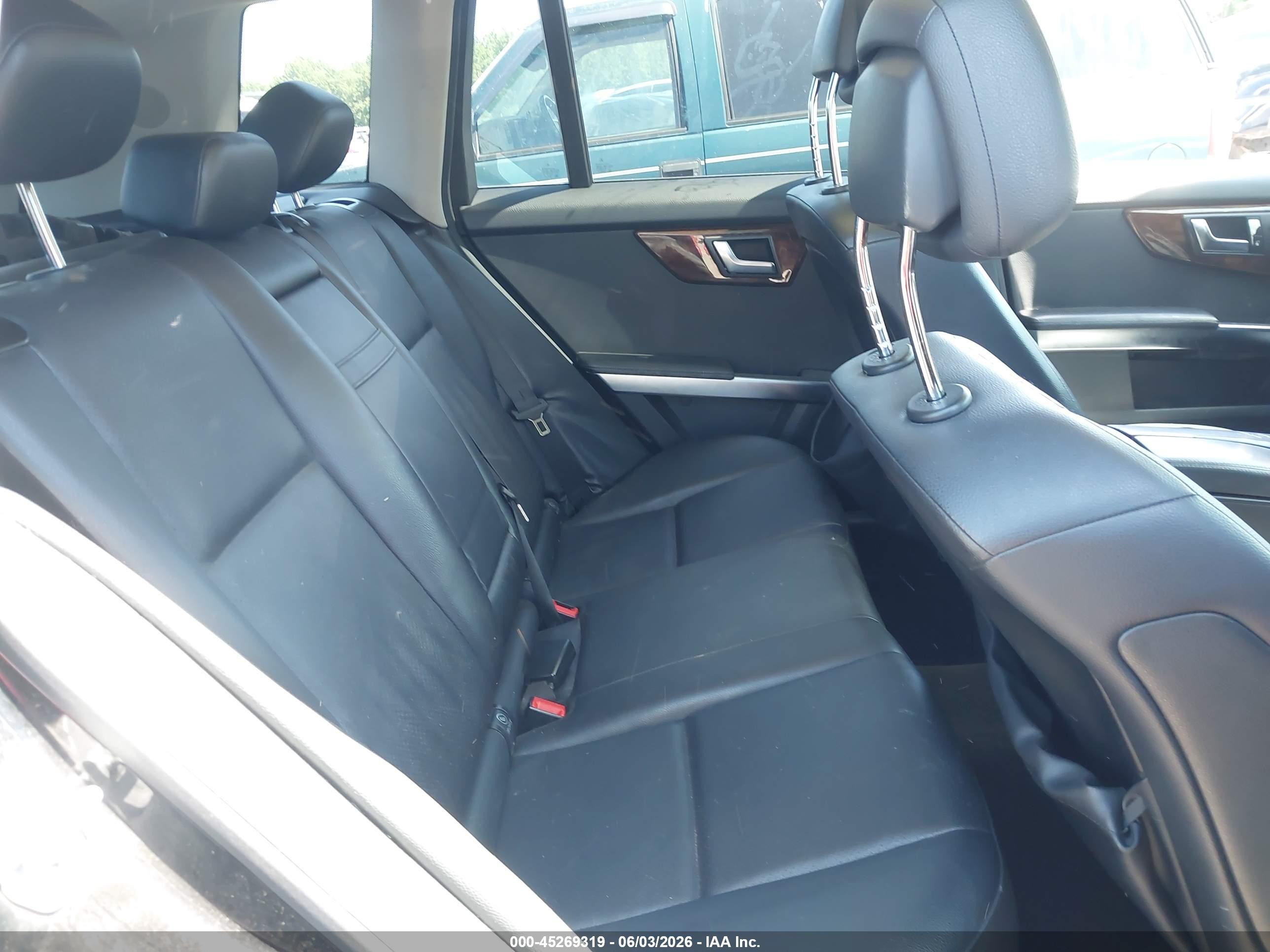 2014 Mercedes-benz Glk 350   Black vin: WDCGG5HB7EG232911
