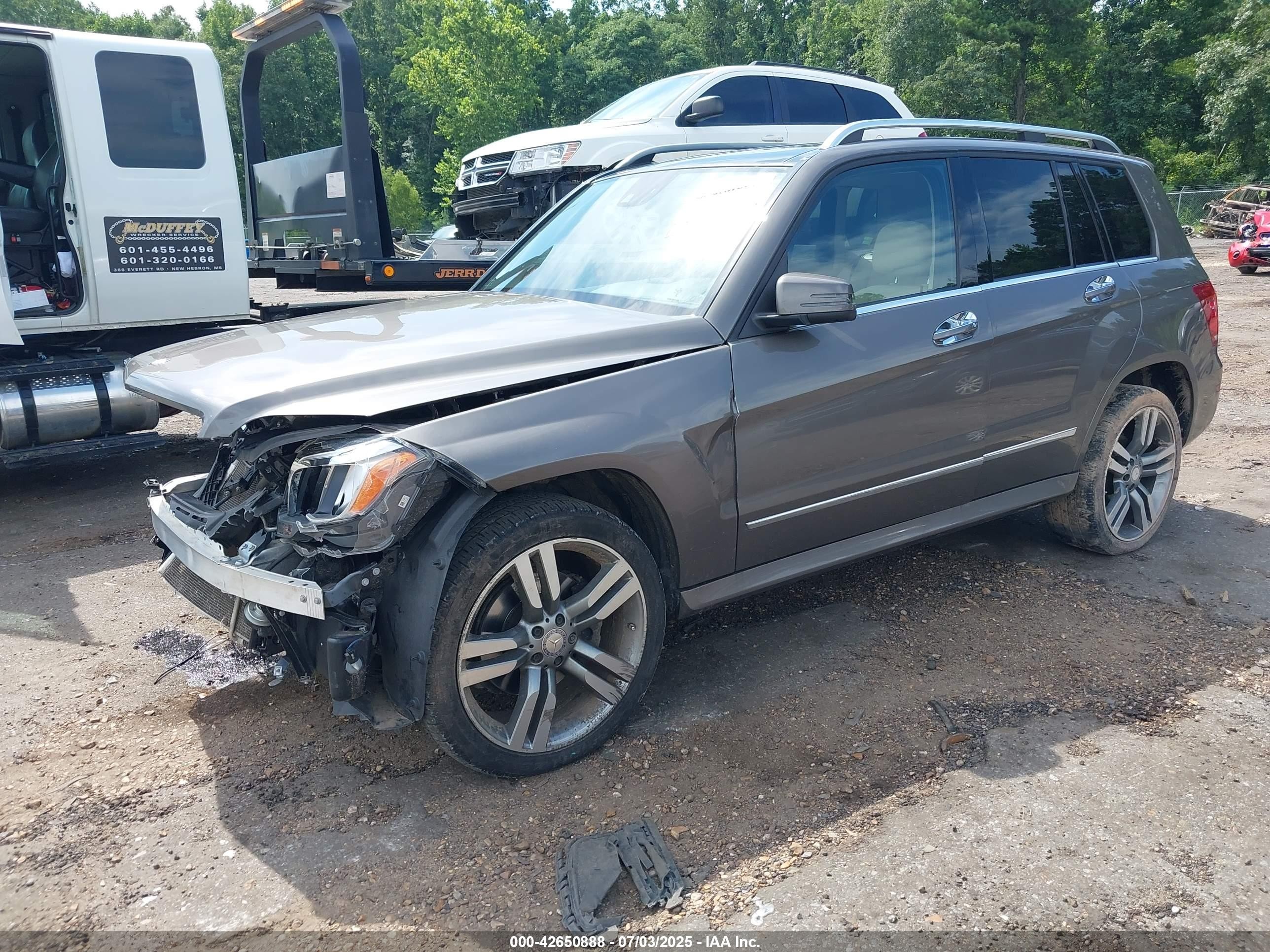 2014 Mercedes-benz Glk 350   Brown vin: WDCGG5HB7EG264483