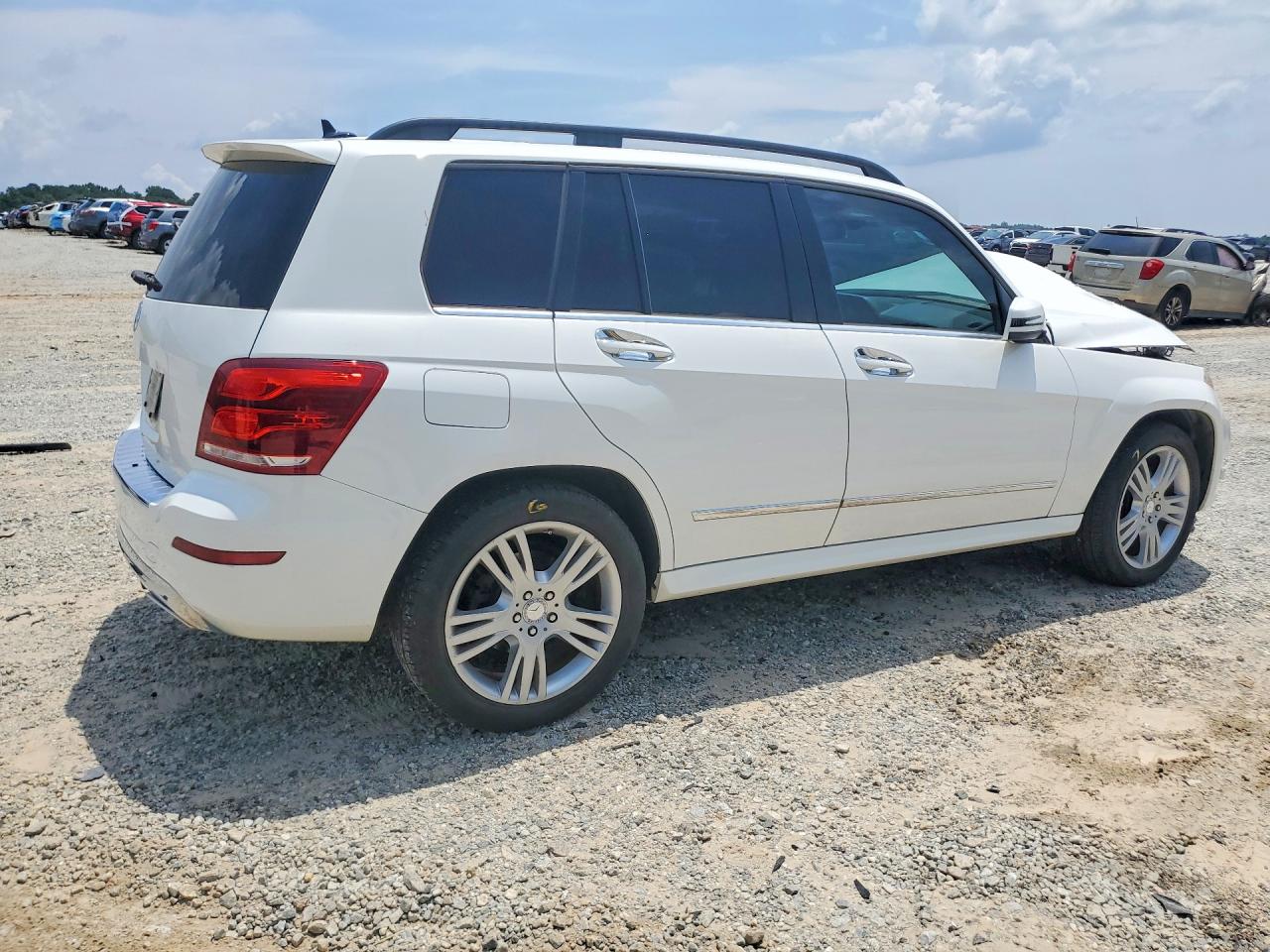 2014 Mercedes-benz Glk 350 White vin: WDCGG5HB7EG292414