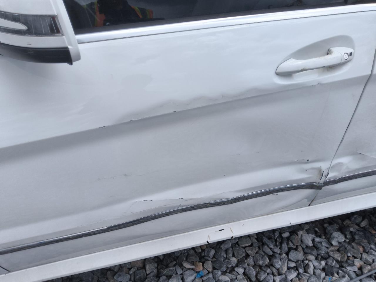 2014 Mercedes-benz Glk 350 White vin: WDCGG5HB7EG316758 Damage: Left Front Door, Severe Damage, Replacement Required